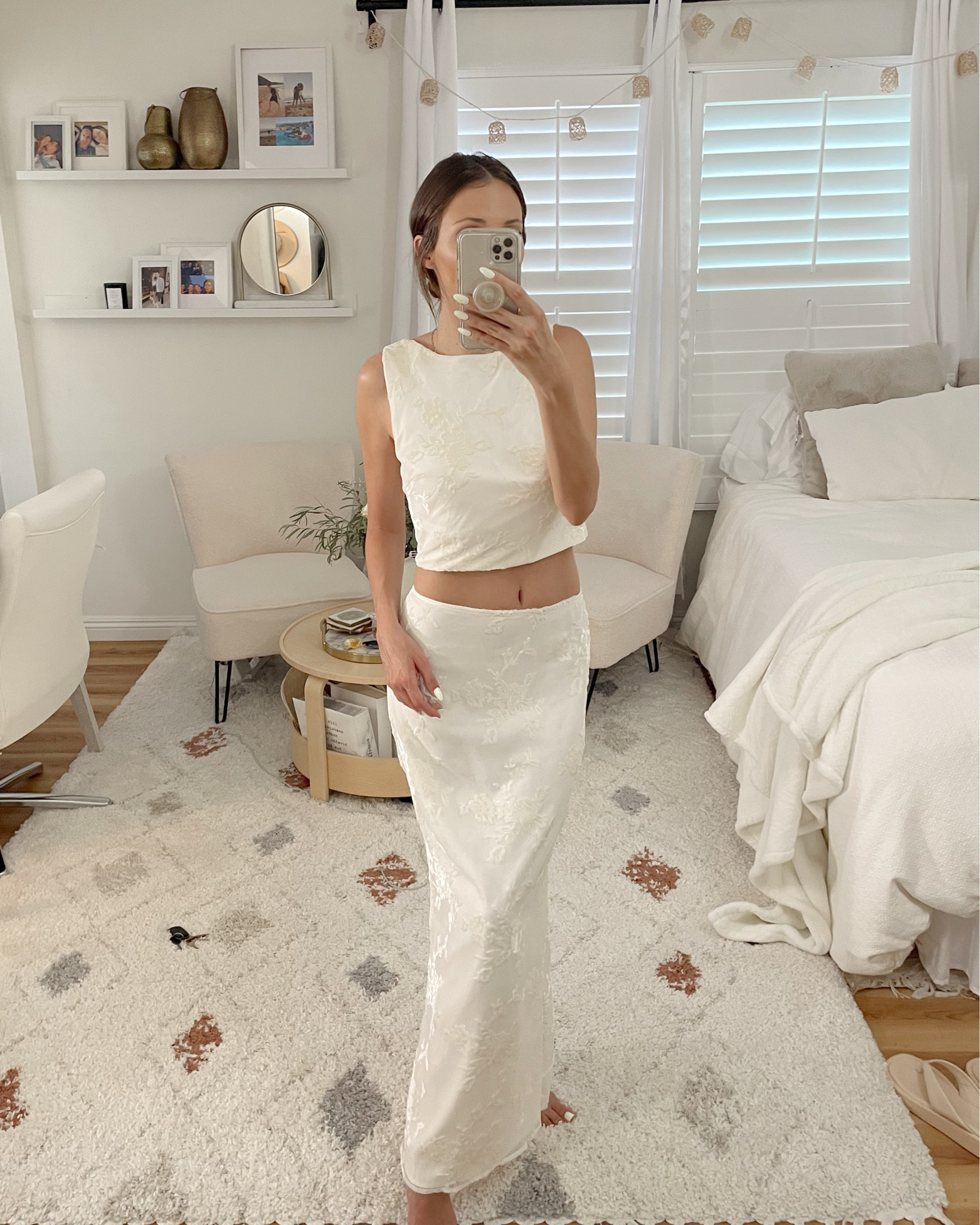 Cause if looks could kill, you wouldn’t want to be Dan Humphrey ☁️🫶

#LTKfindsunder100 #LTKstyletip #LTKwedding