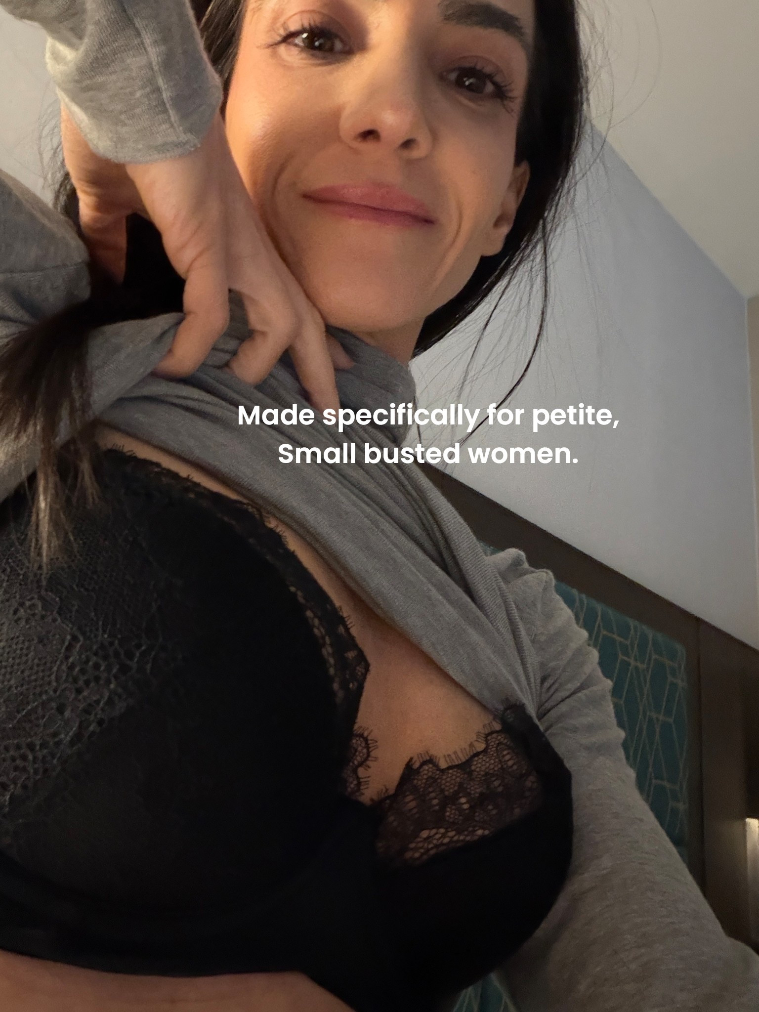 
I genuinely didn’t know bras like this existed.
I’ve always struggled with gaps, weird padding, or bras that just weren’t made for a petite frame.
This one is designed for small chests and actually gives shape and lift—without looking overdone.
For the first time in a long time, I feel confident in a bra again.