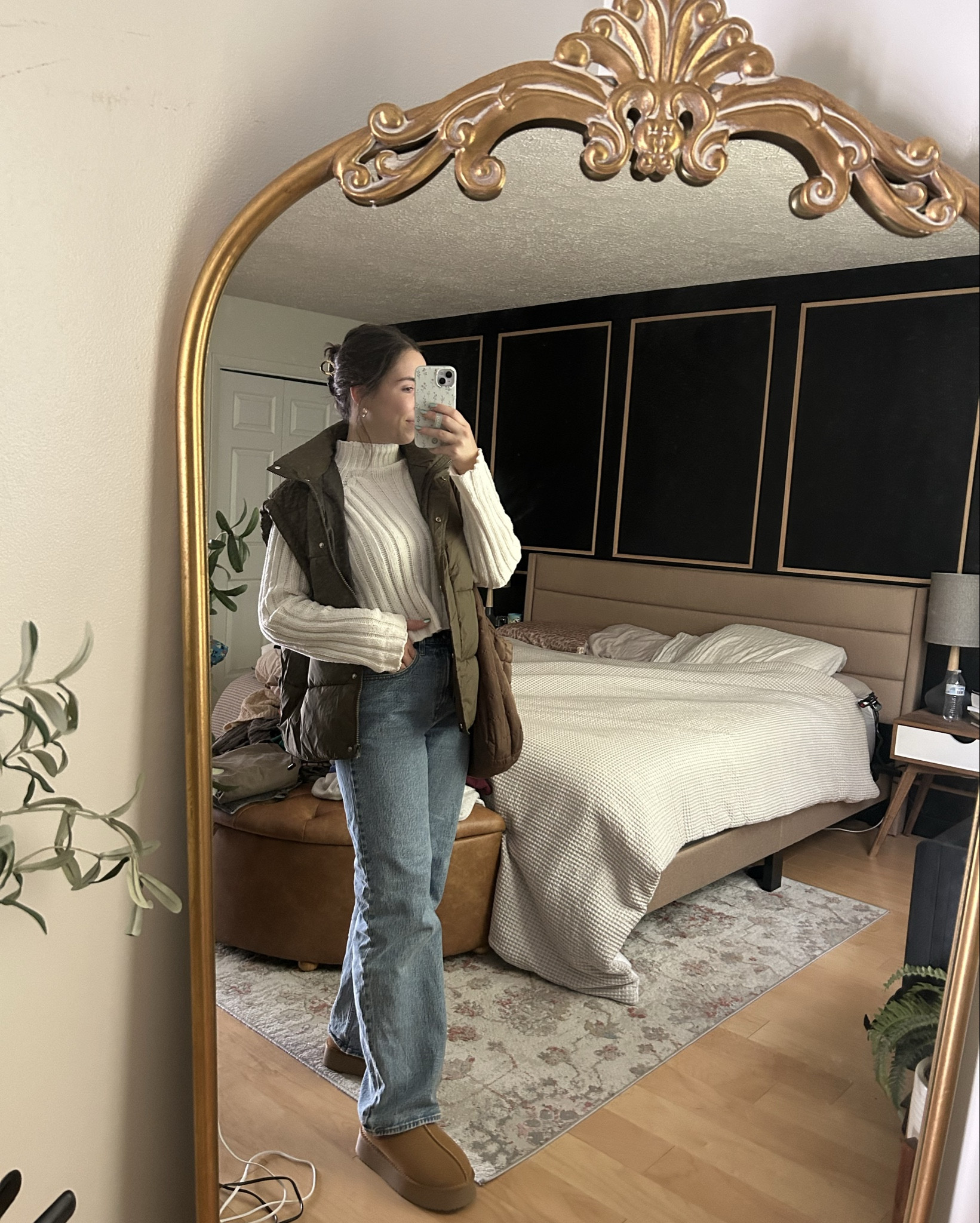 Abercrombie DENIM sale!! Size 8 My fav pair of denim! 👖

#momswithstyle #momootd #momoutfits #everydaystyle #outfitideas #casualstyle #amazonfashion #amazonvestlife #abercrombiedenim 

#LTKMidsize #LTKSaleAlert #LTKMostLoved