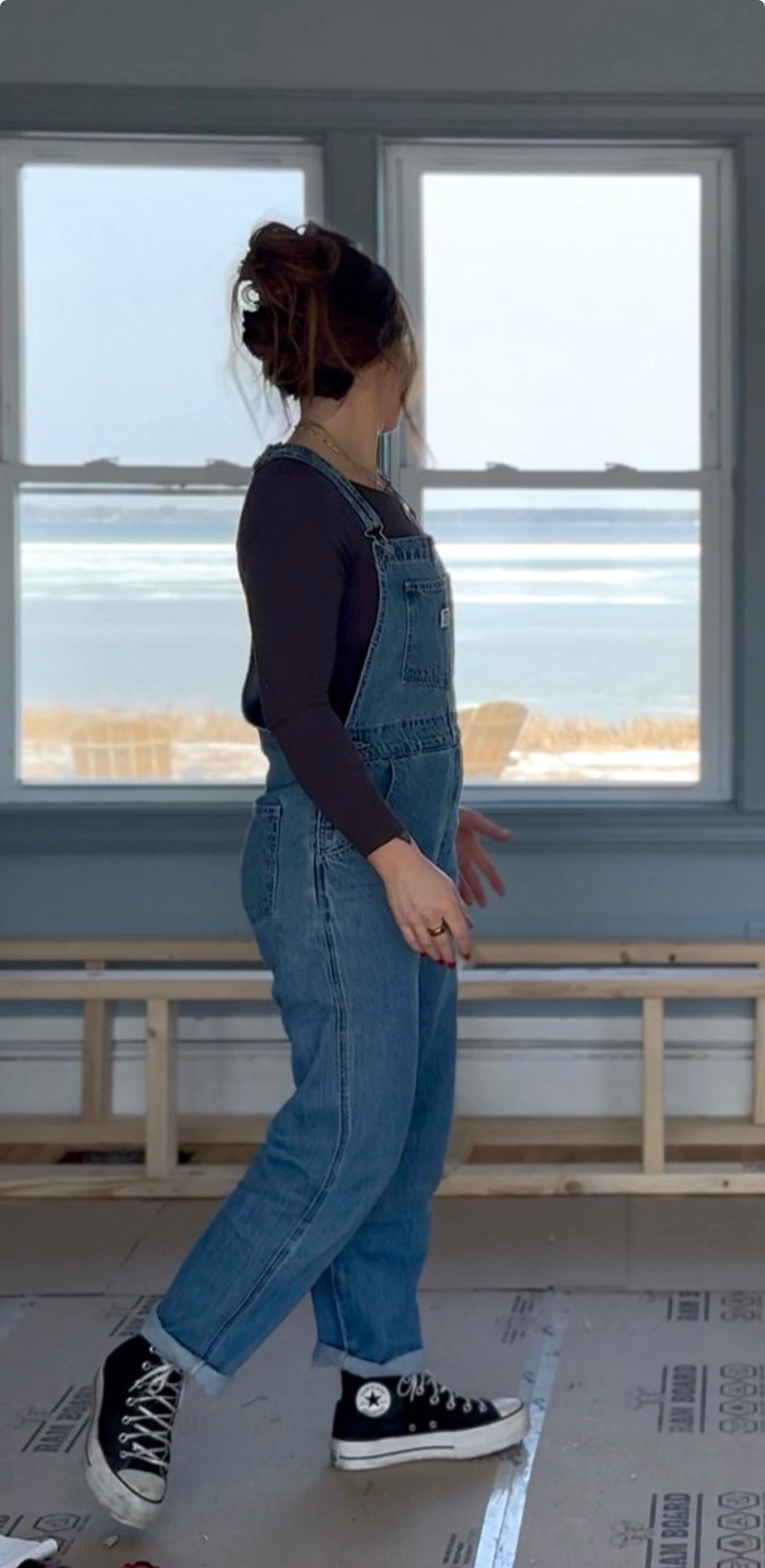 I have this shirt in so many colors...so cute and perfect for layering


ootd, amazon fashion, levis overalls 

 #LTKootd #LTKActive #LTKHome