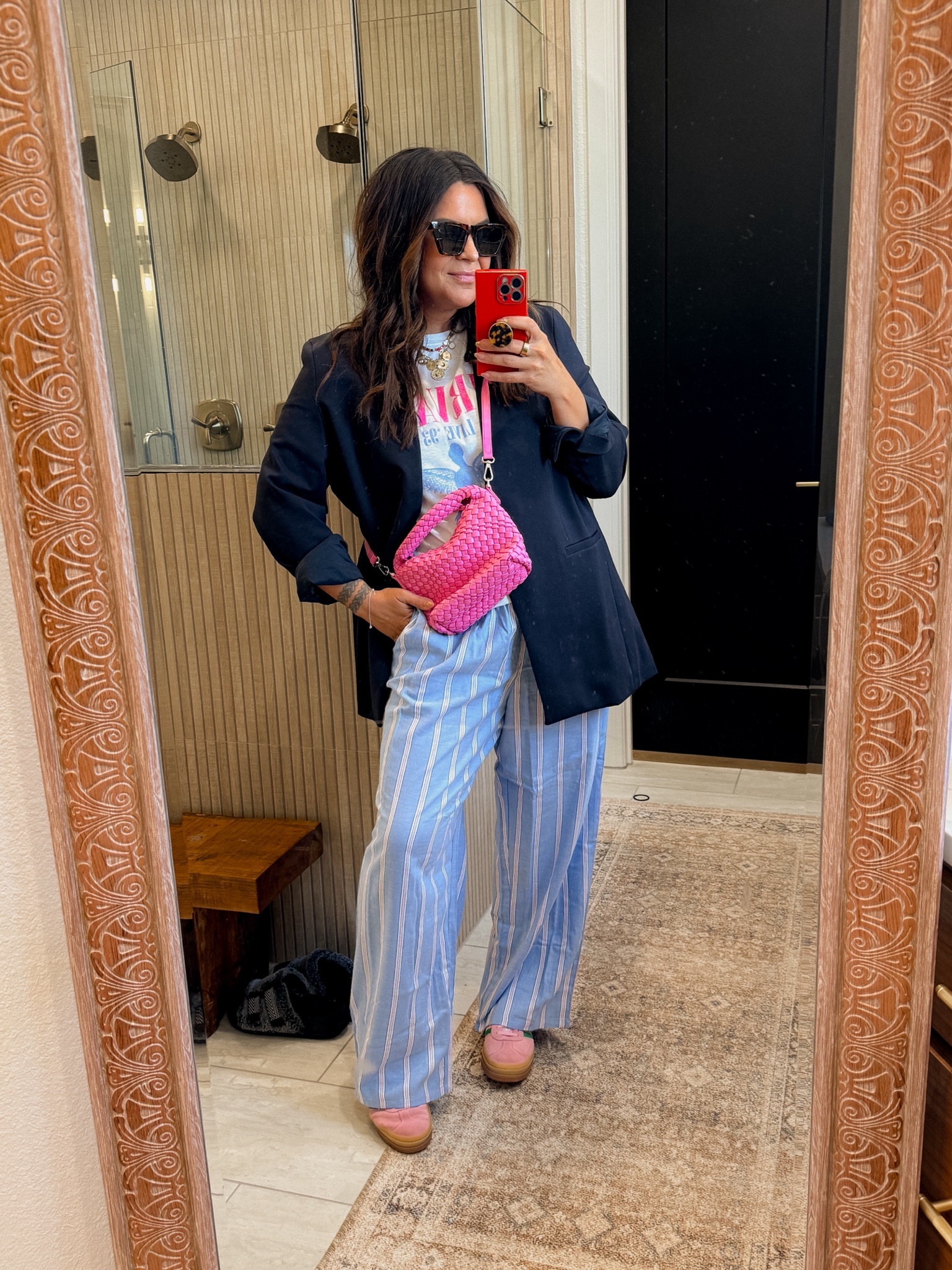 The boxer pant trend is my JAM!
Pants: XL
tee: XXL
Blazer (the best one ever) : XL (BWCXSPANX)


#LTKMidsize #LTKFindsUnder50 #LTKStyleTip