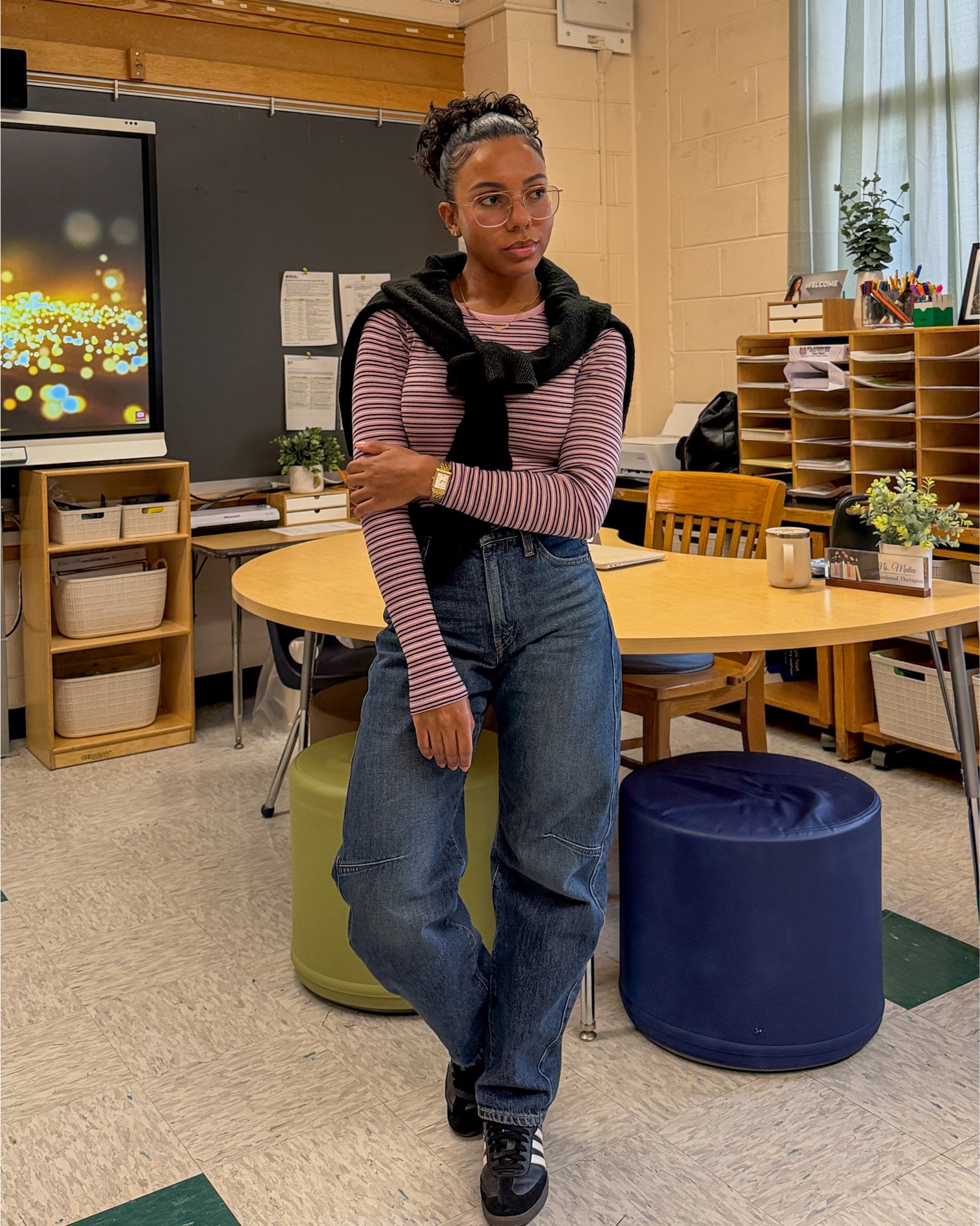 OOTD as an occupational therapist ft. the perfect barrel jeans

#LTKGiftGuide #LTKPetite #LTKWorkwear