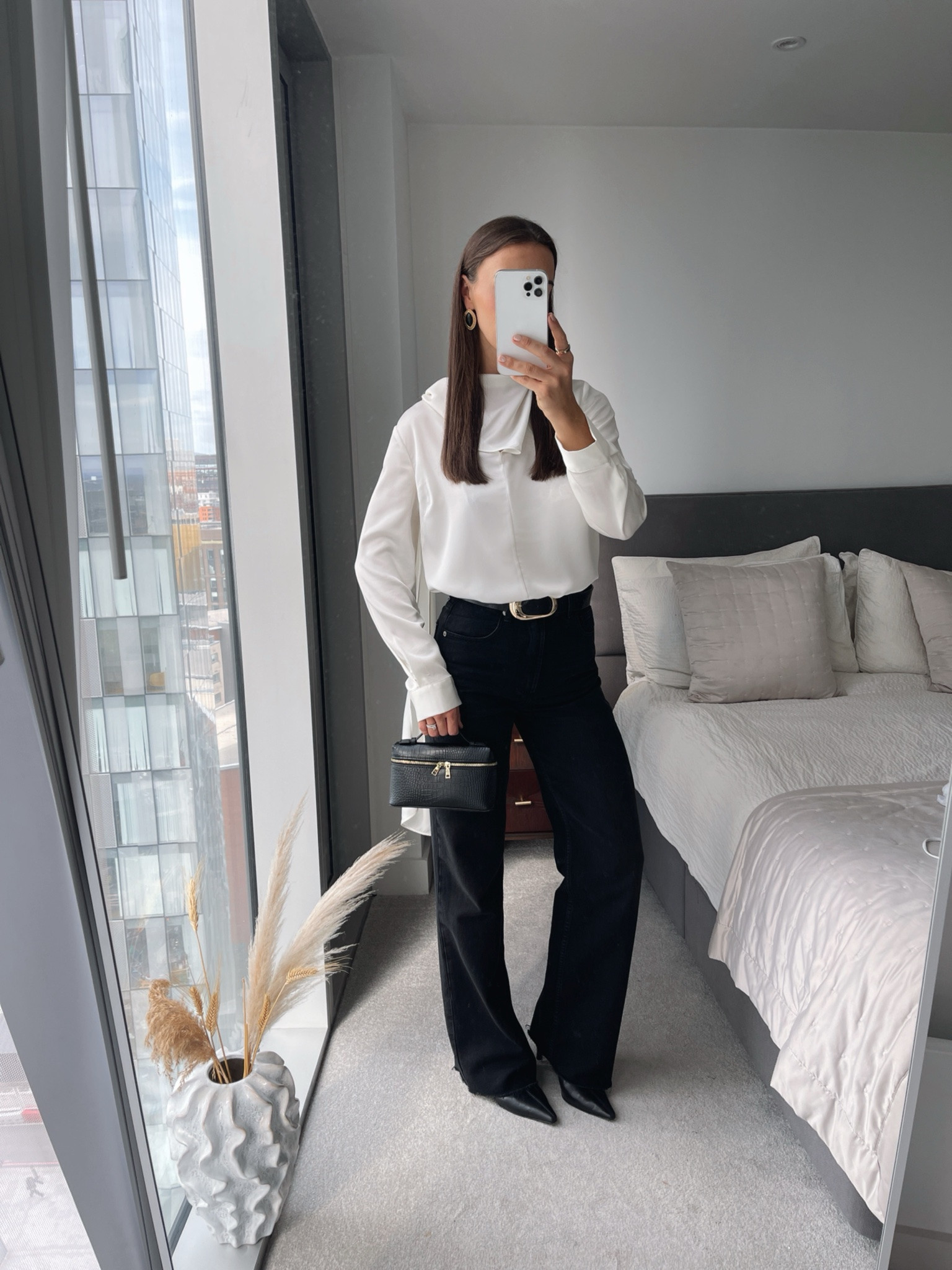 Autumn evening look 🤍

#LTKautumn #LTKjeans #LTKstyletip