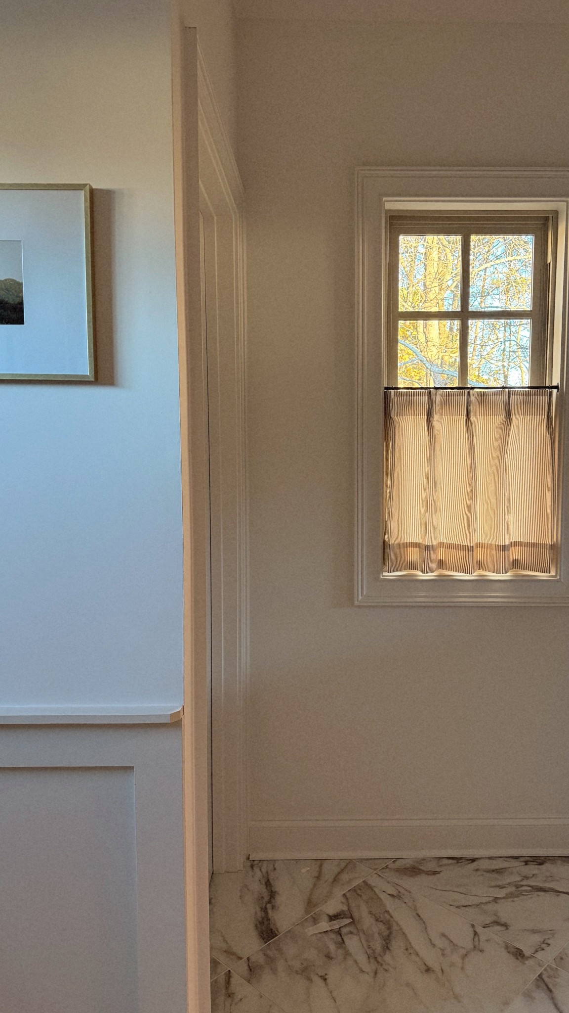 Neutral bathroom with cafe curtain 

#LTKFindsUnder100 #LTKHome