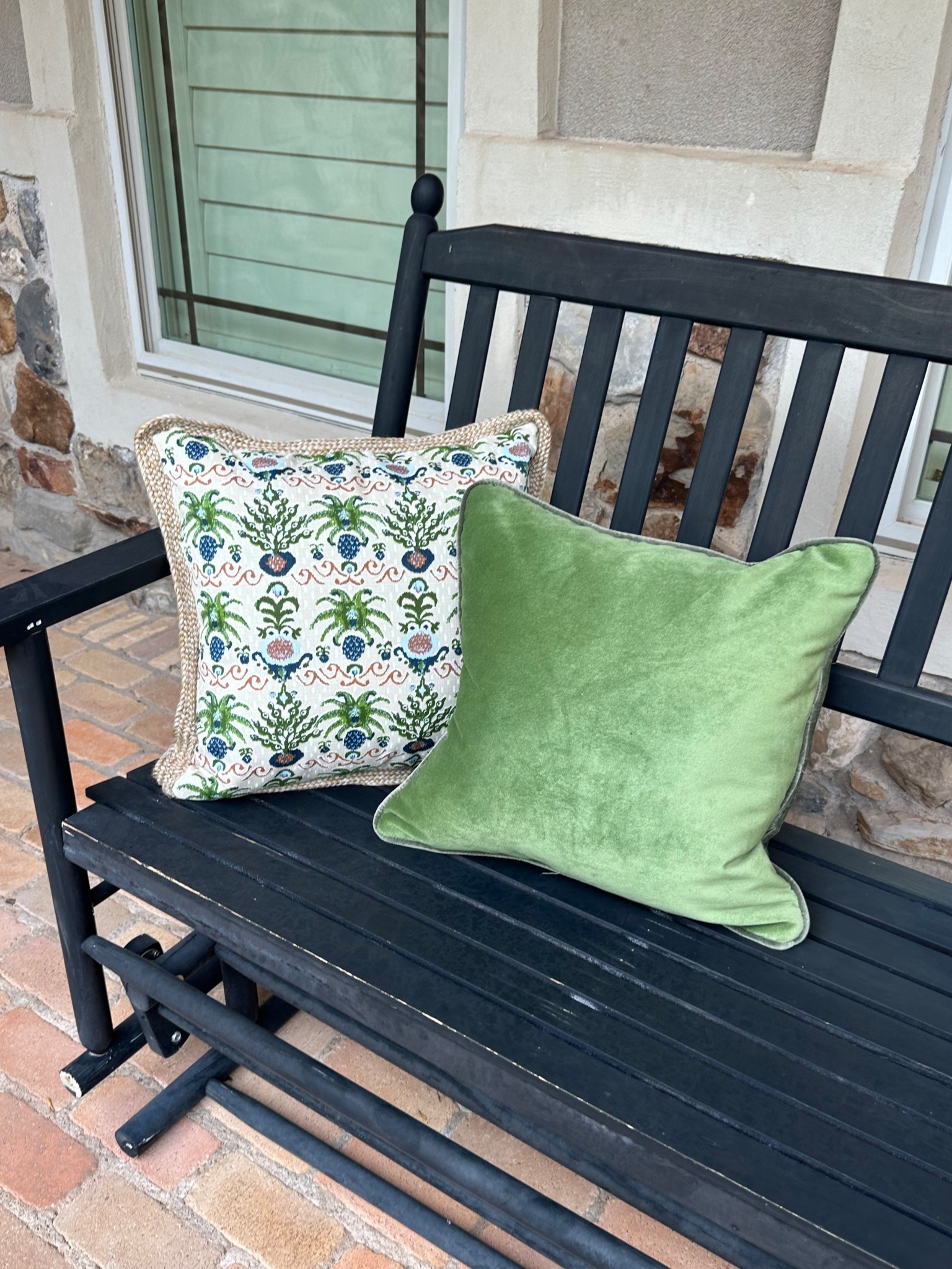 Throw pillows are always the perfect seasonal refresh! How pretty are these ones from target 🌷

#LTKmomlife #LTKSeasonal #LTKHome