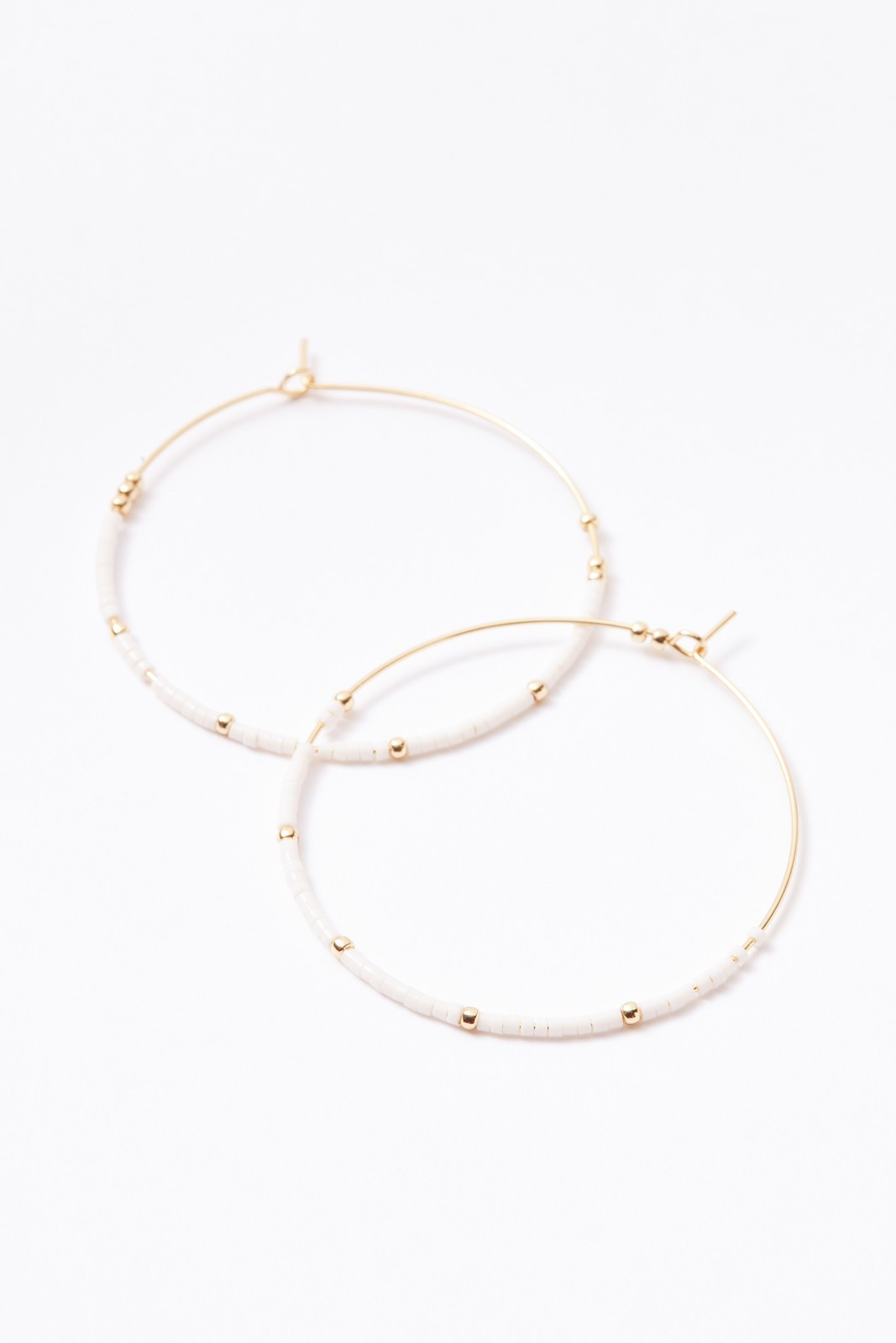 EVEREVE Hardyn Seabead Circle Earring | EVEREVE | Evereve