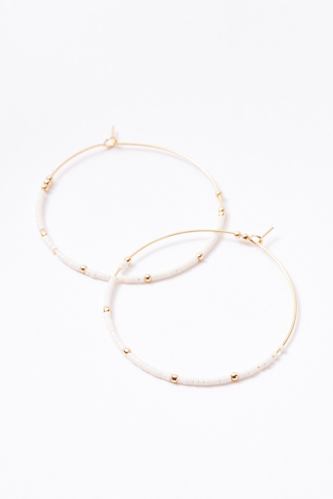 EVEREVE Hardyn Seabead Circle Earring | EVEREVE | Evereve