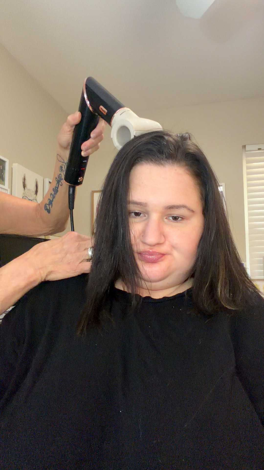 this frizz fighting attachment for the shark is NEXT LEVEL AMAZING. this tool alone makes the price tag worth it 😍

#LTKBeauty #LTKselfcare #LTKgrwm