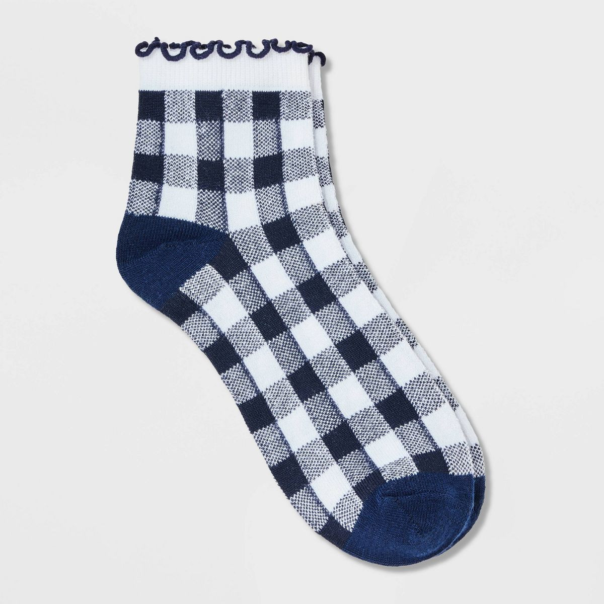 Women's Gingham Lettuce Edge Ankle Socks - 4-10 | Target