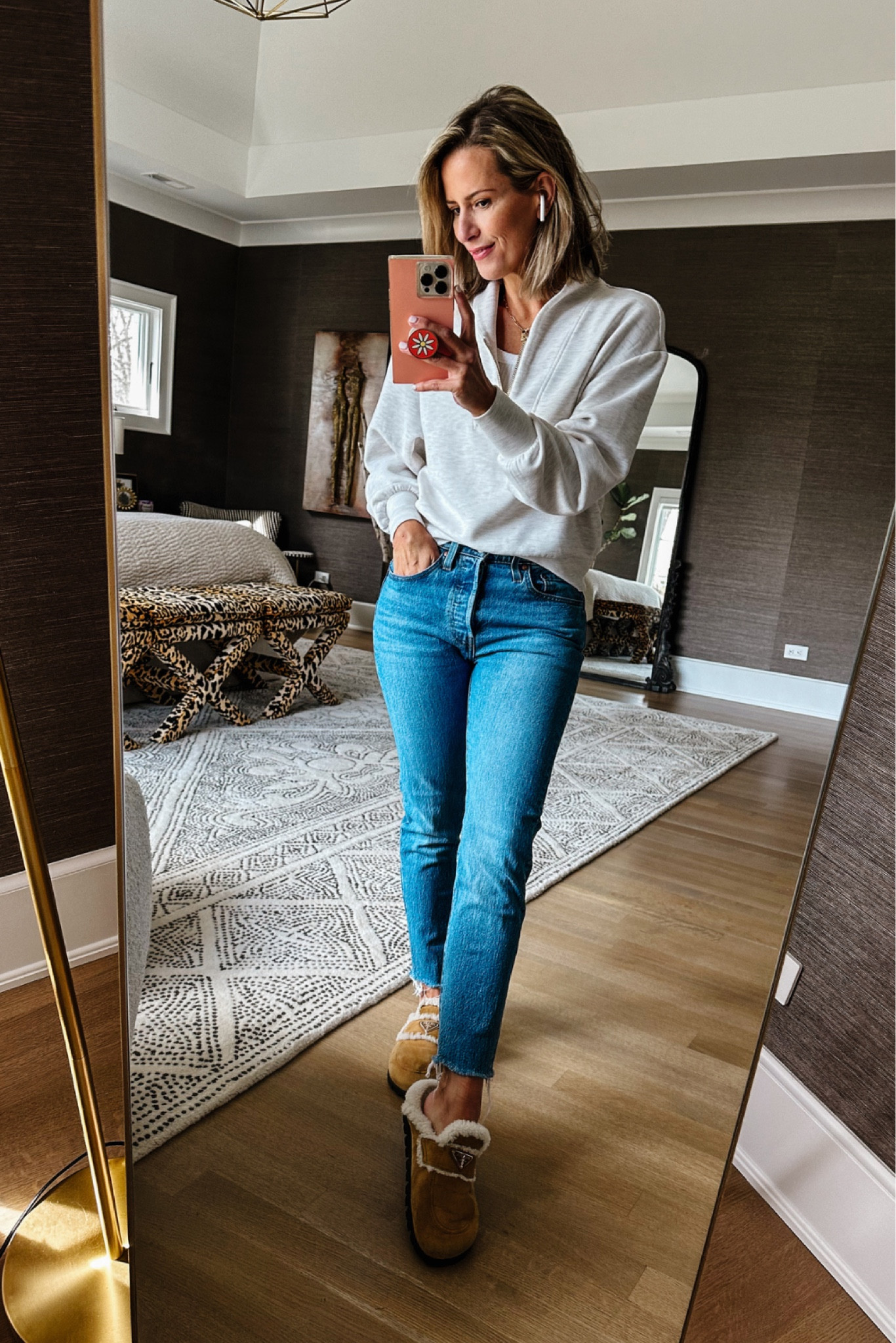 This  Davidson Sweat pullover from Varley is as soft as butter! I’m wearing small. Perfect for those cool spring days! Make sure to pair with some cute jeans and comfy shoes! 

#LTKSeasonal #LTKshoecrush #LTKstyletip