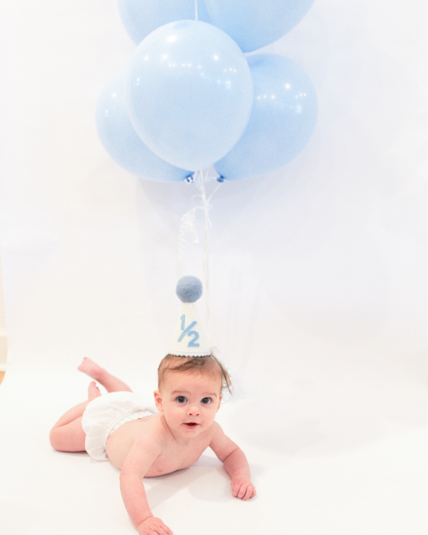 6 month photoshoot, DIY half birthday 

#LTKFamily #LTKBaby #LTKFindsUnder100