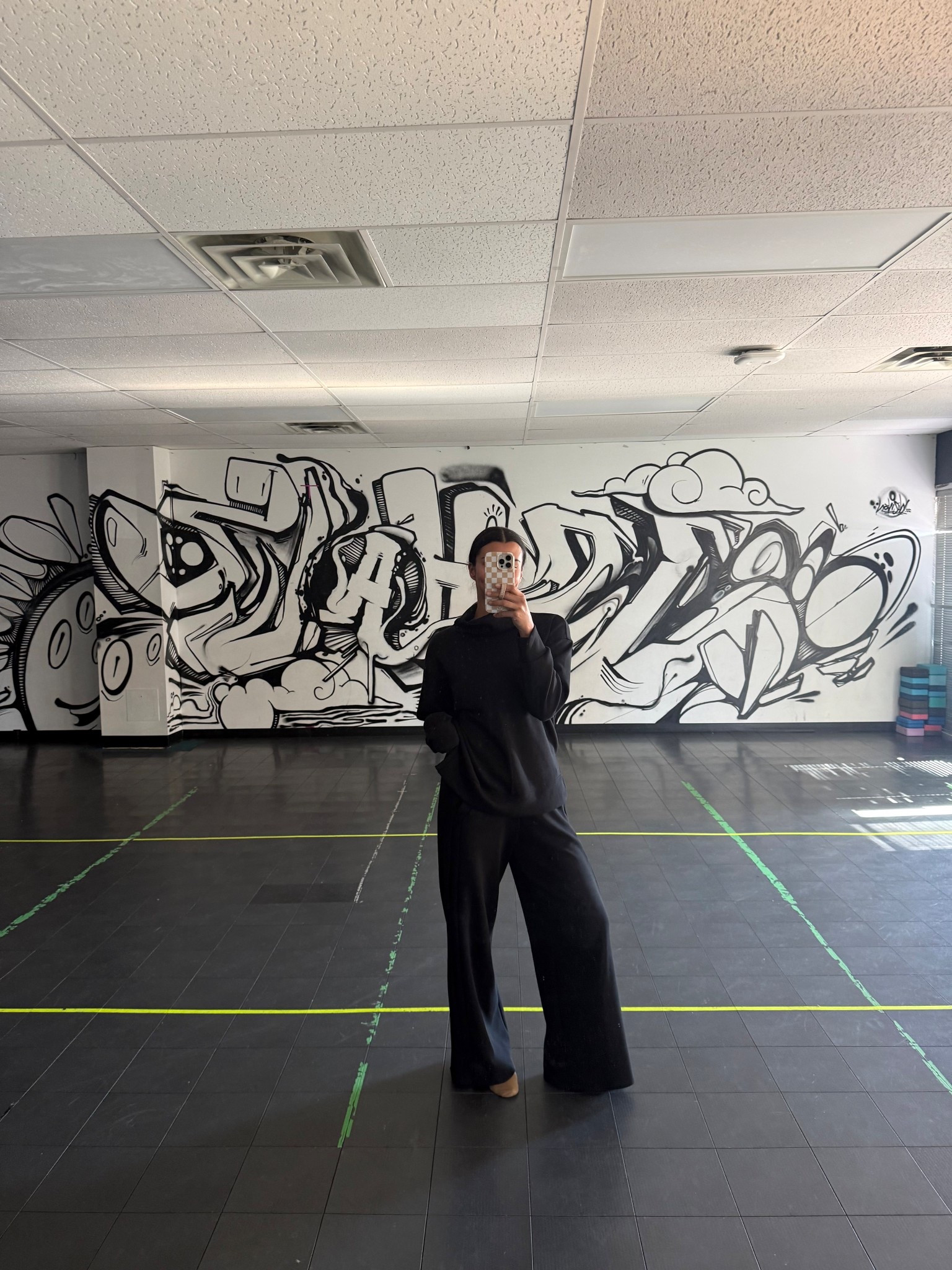 @spanx air essentials set is seriously the softest, breathable material. It’s so cute and comfortable. I wear mediums! My soanx discount code is DRASHLEYXSPANX 