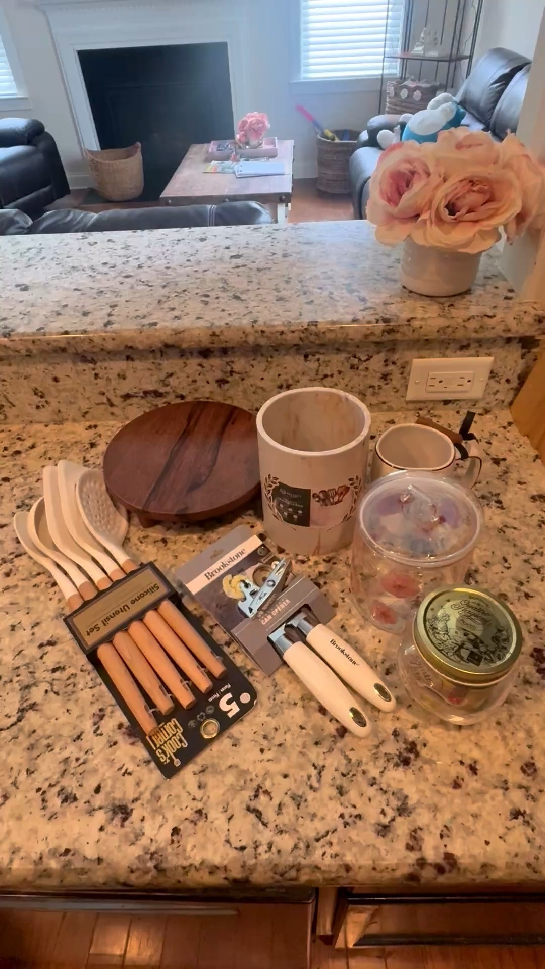 Mother’s day gifts from the kids (I picked these out and they paid for them). Linking similar products as these exact ones aren’t available online. 

Kitchen Finds, Mother’s day gifts

#LTKHome #LTKmomlife