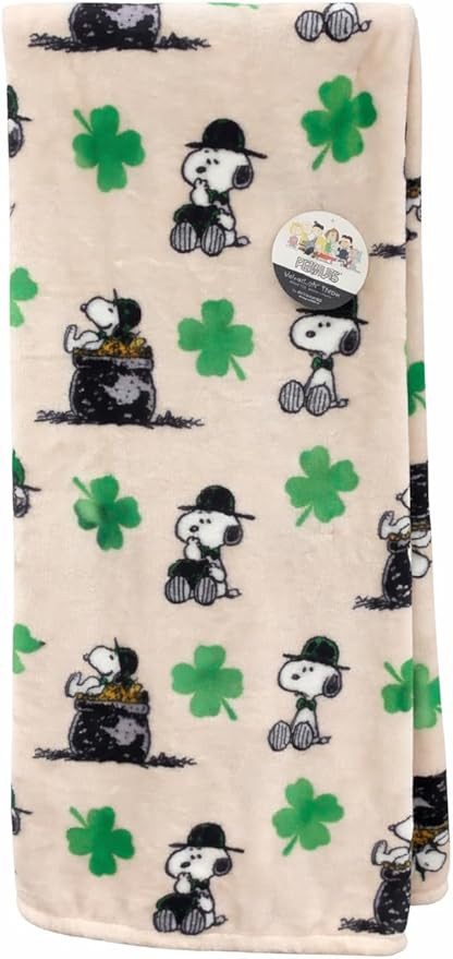 Berkshire Blanket & Home Co Peanuts Snoopy St. Patrick's Day Throw Blanket, Beige with Shamrocks ... | Amazon (US)