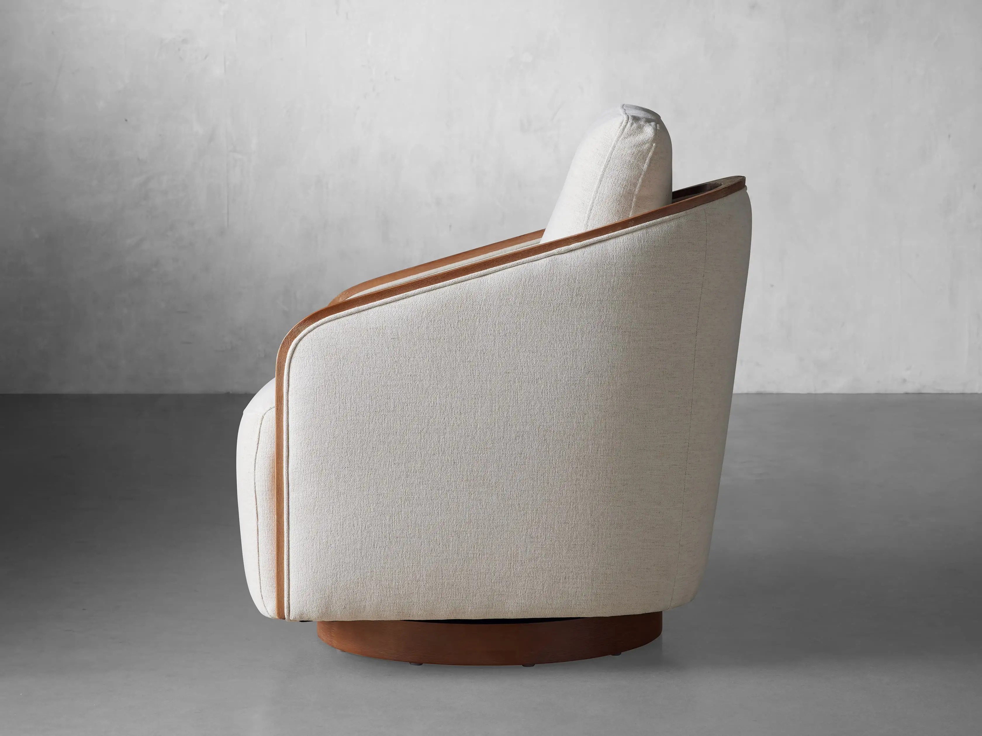 Pomona Swivel Chair | Arhaus