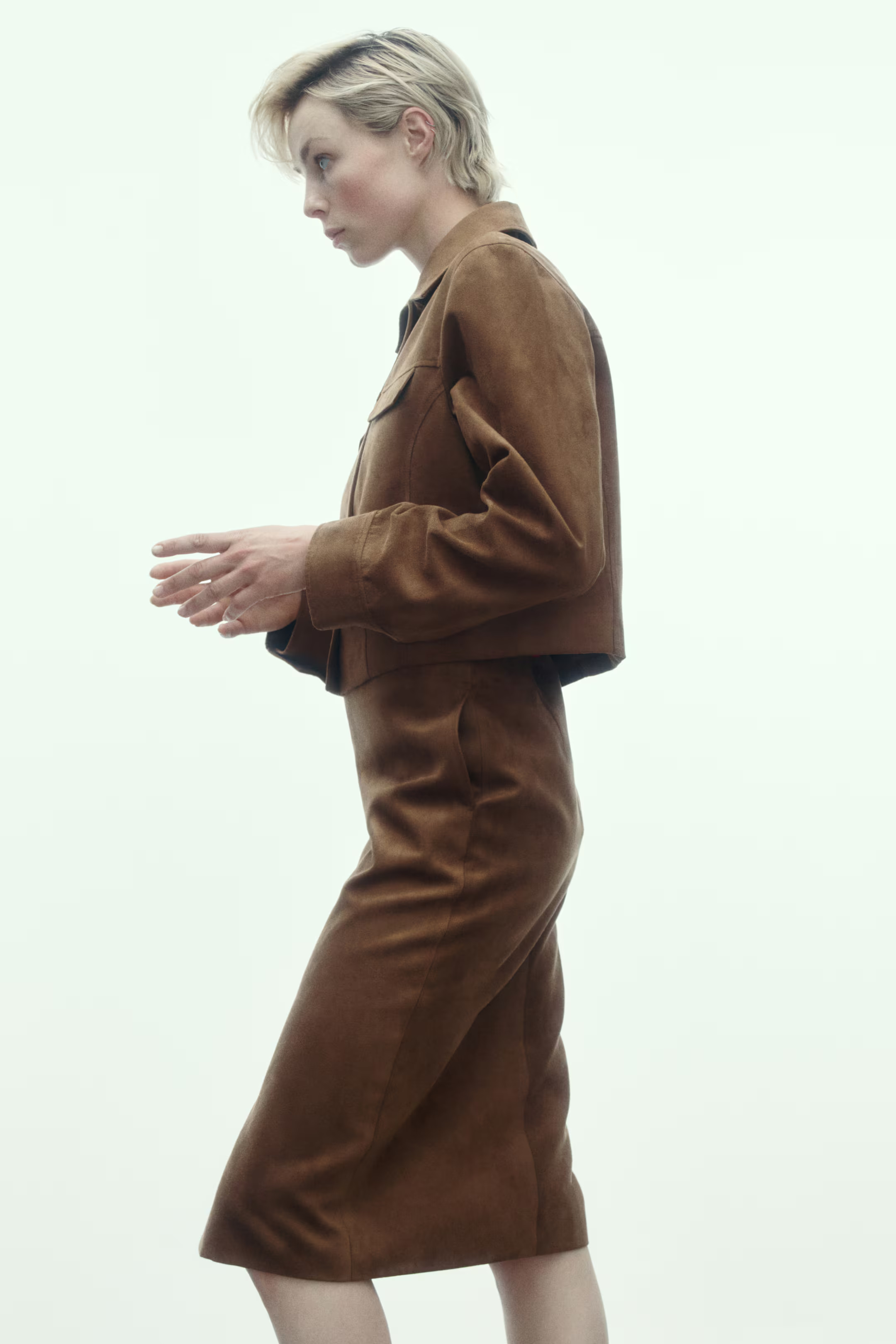 Napped slit-front skirt - High waist - Knee length - Brown - Ladies | H&M GB | H&M (UK, MY, IN, SG, PH, TW, HK)