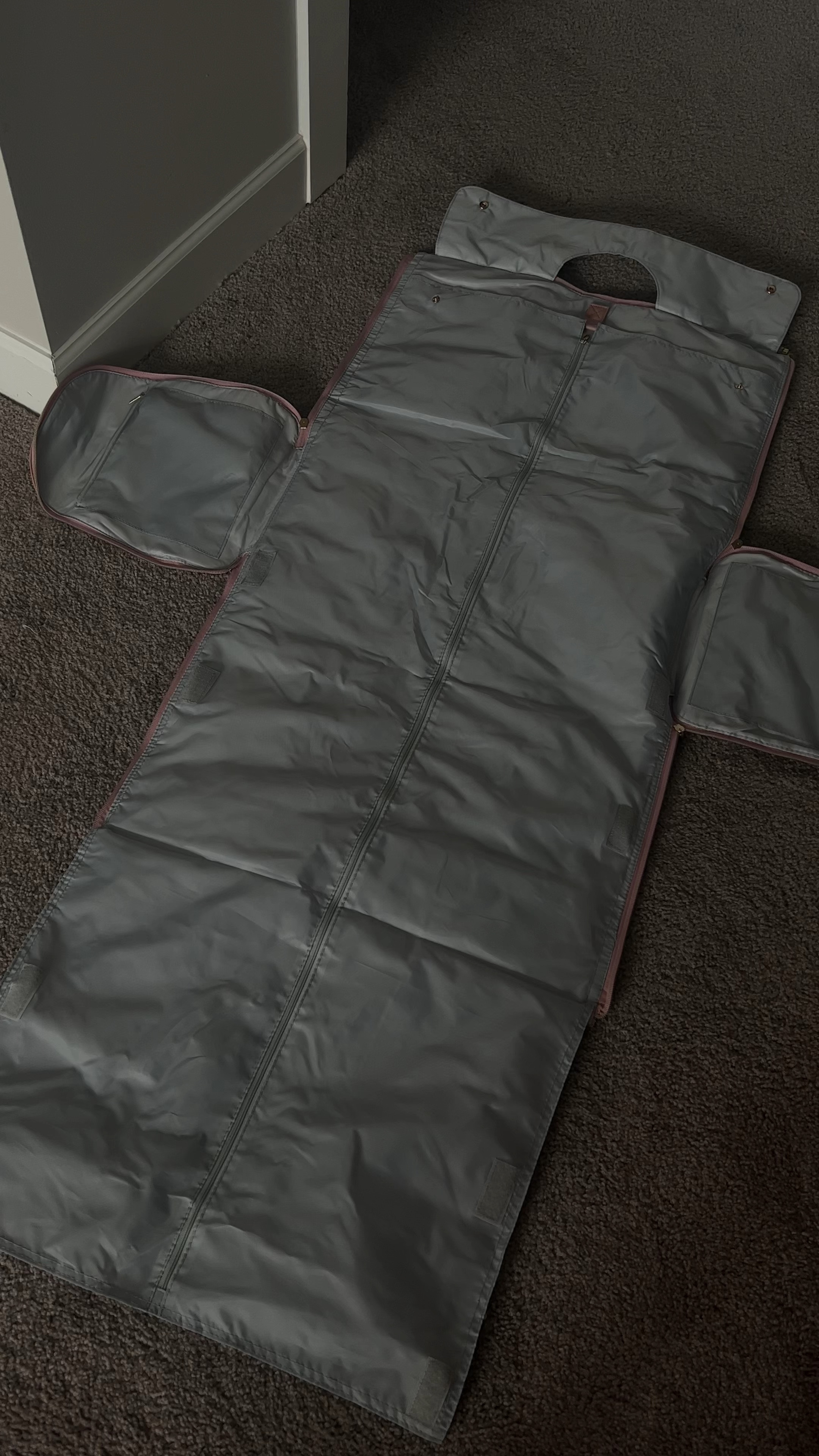 Garment bag travel duffel bag 

#LTKtravel #LTKitbag