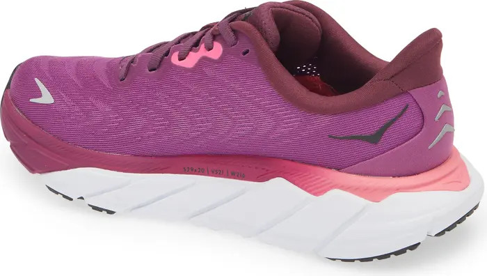 Arahi 6 Running Shoe | Nordstrom
