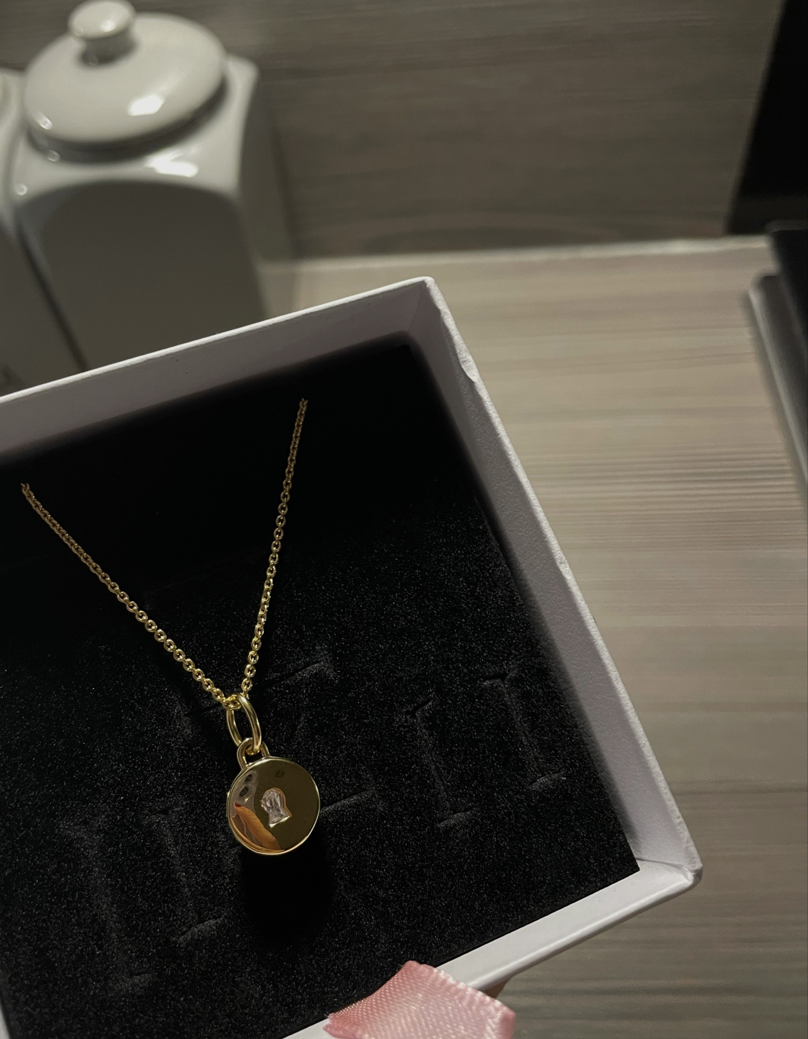 Gold locket

#LTKSeasonal #LTKover40 #LTKGiftGuide