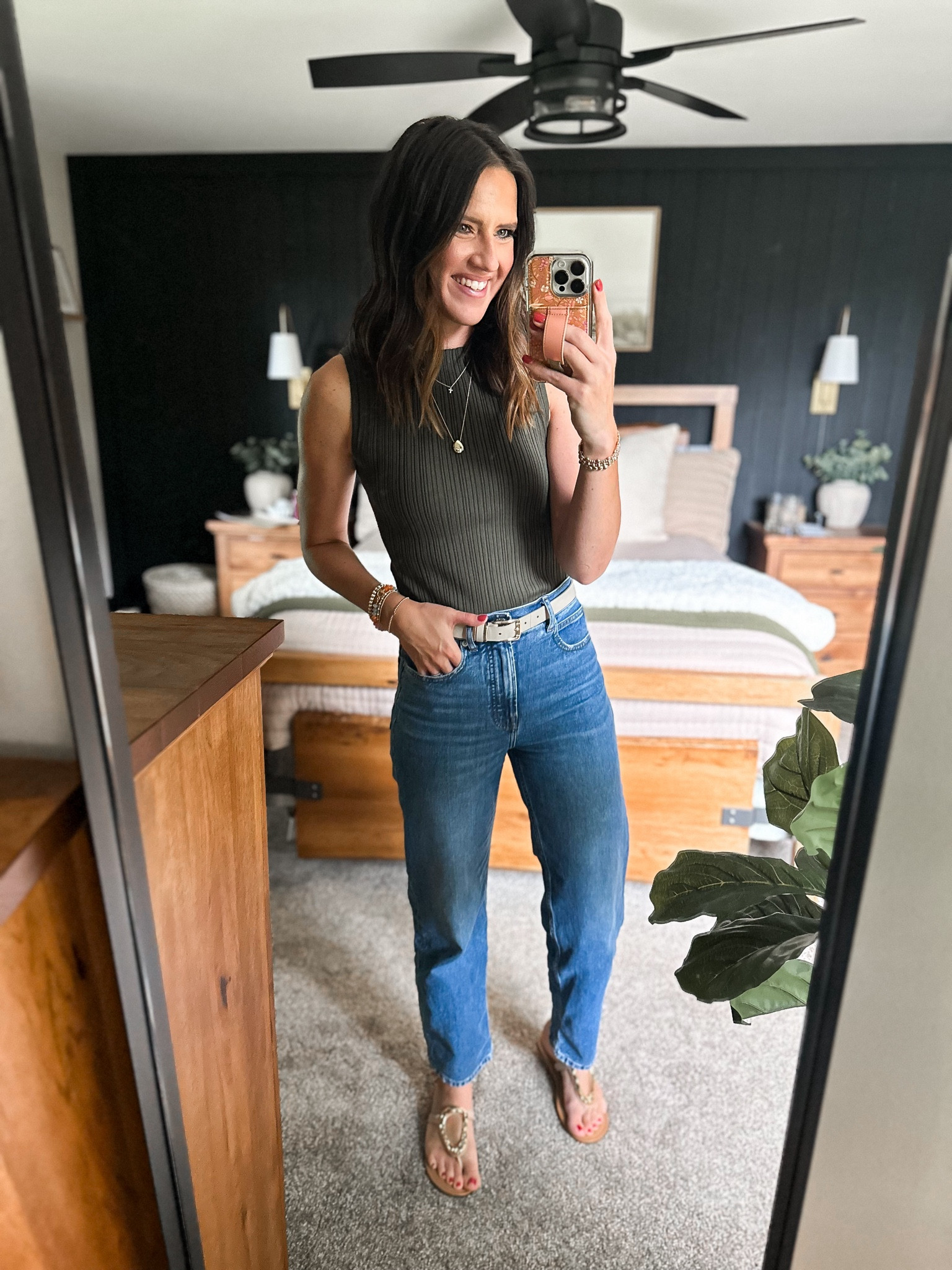 Todays outfit 

Tank - small
Jeans - size 26 with 29 inseam option 


#LTKStyleTip #LTKFindsUnder50