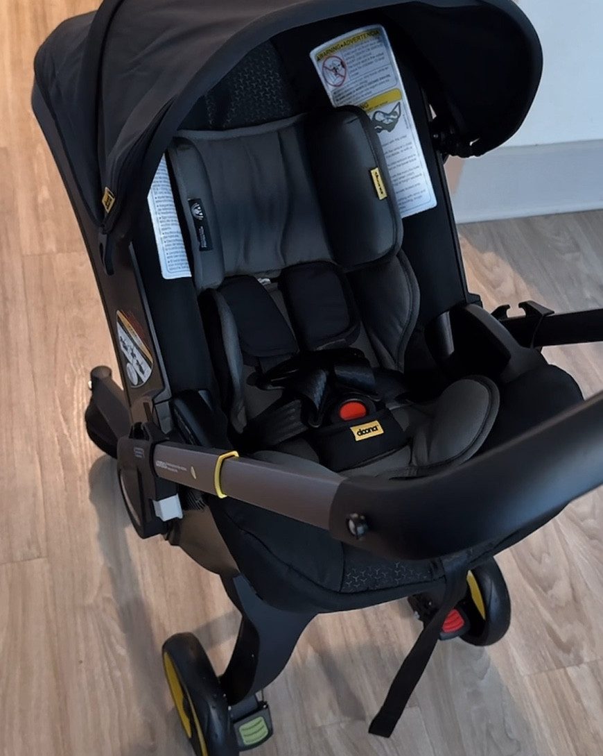 The best stroller around for moms - on the go 

#LTKFamily #LTKTravel #LTKBaby
