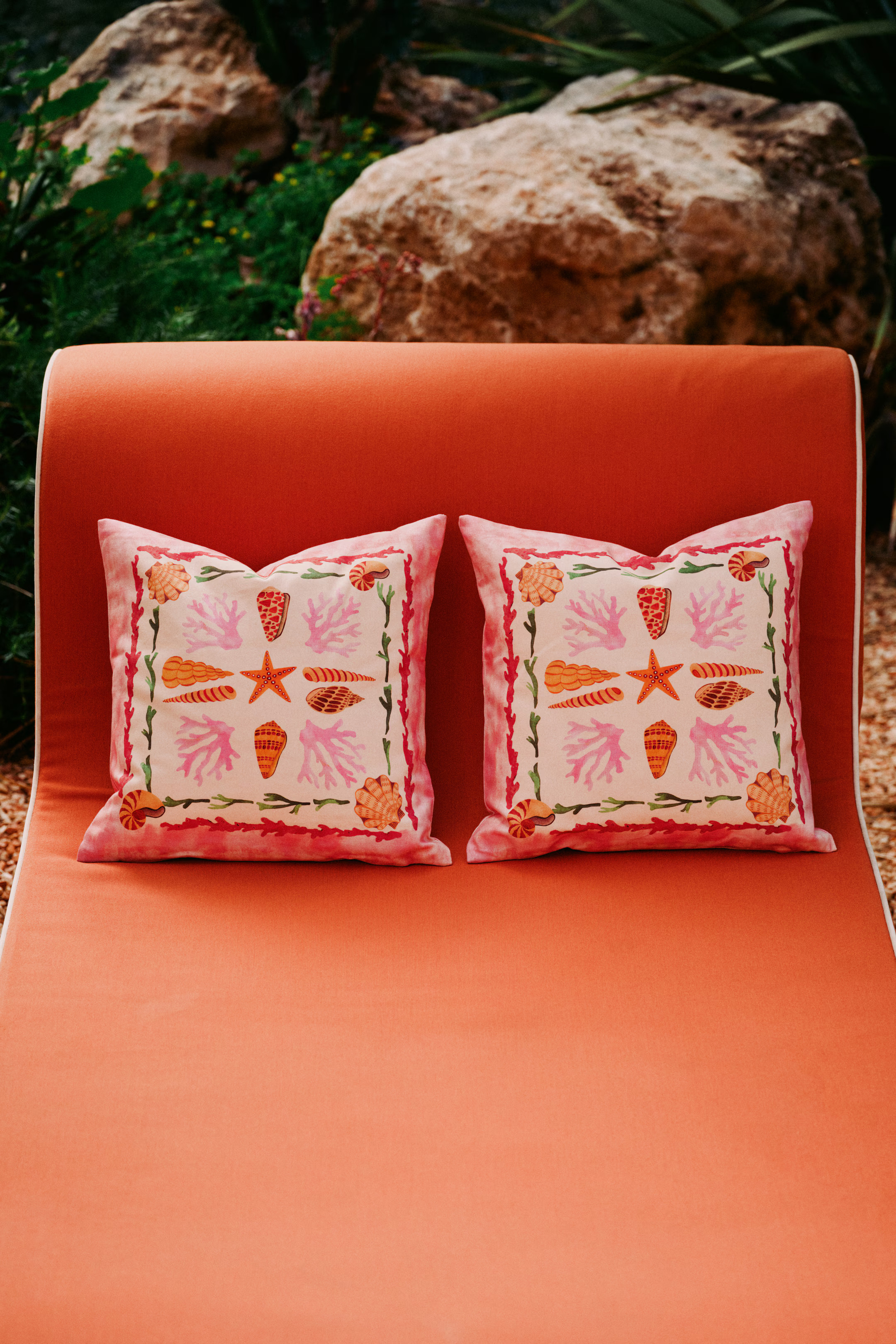 Printed Cushion Cover - Pink/marine life - Home All | H&M US | H&M (US + CA)