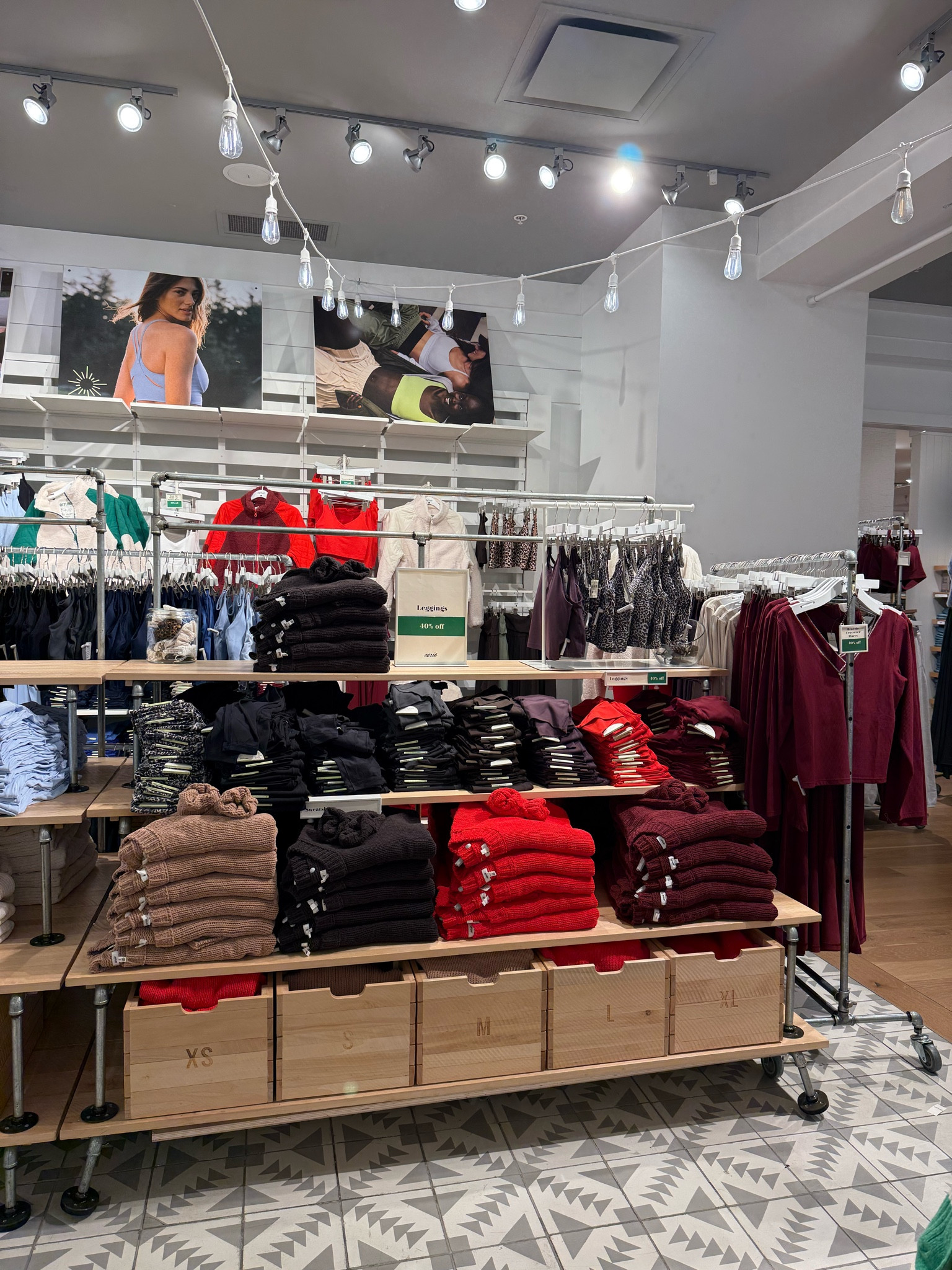 All leggings 40% off 😍 these are the best softest, washes well leggings !!

#LTKCyberWeek #LTKHoliday #LTKootd