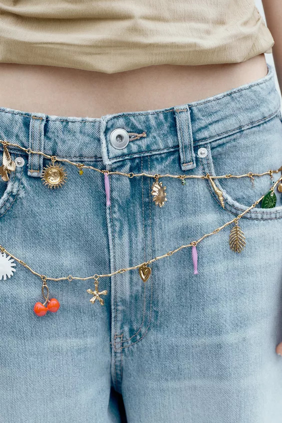 METAL CHARM BELT | Zara UK