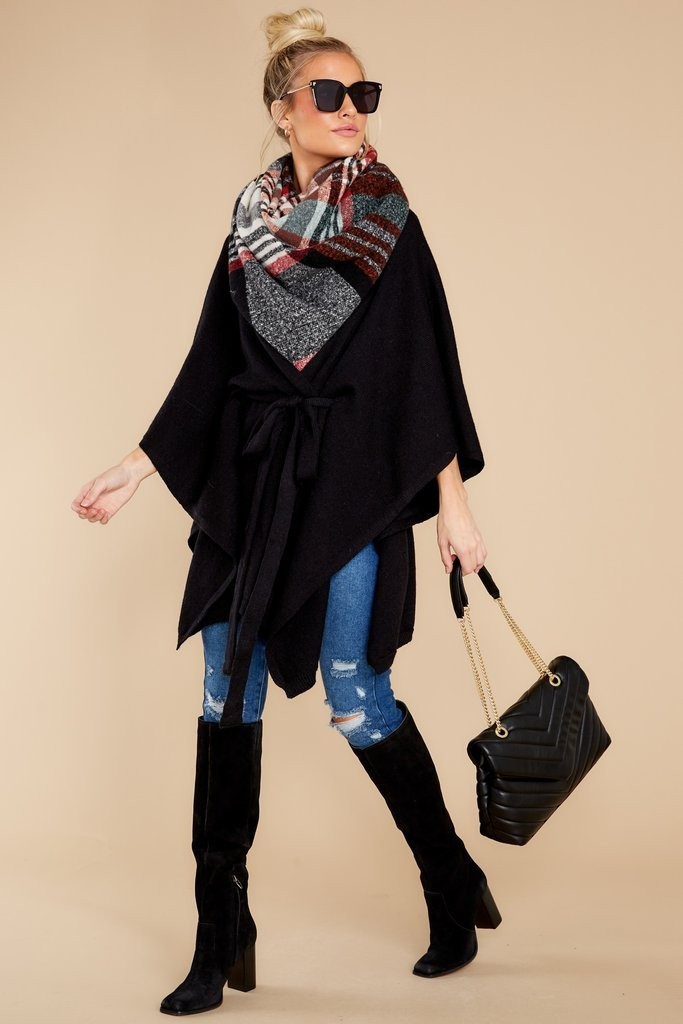 Cuddles In Cali Black Poncho Cardigan | Red Dress 