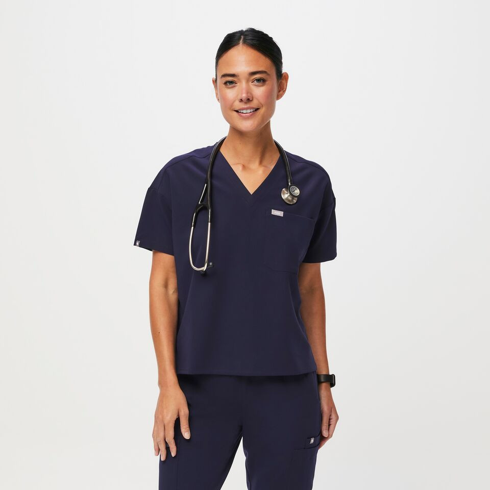 Relaxed Catarina™ One-Pocket Scrub Top | FIGS