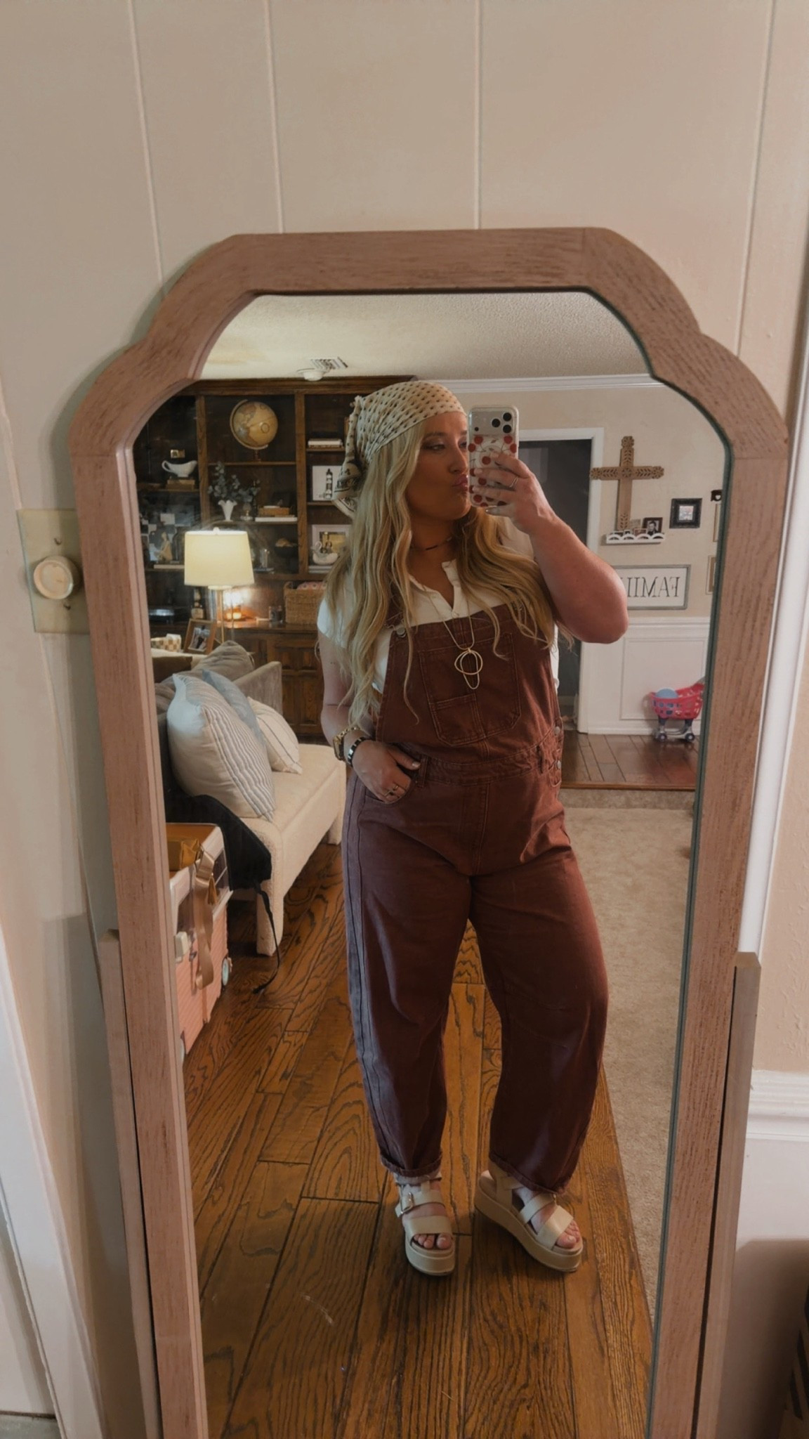 Look for less overalls! #freepeople #overalls #boho #momstyle #brownoveralls #overallsoutfit

#LTKmomlife #LTKdayinmylife #LTKgrwm