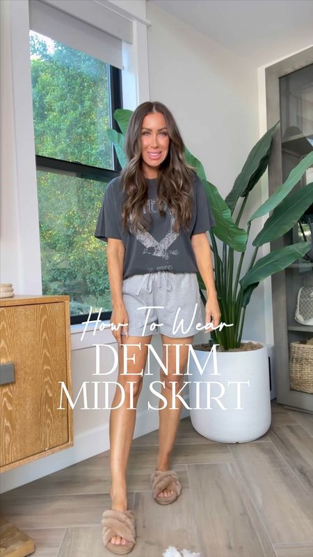 How to wear…denim midi skirt...in a sporty casual everyday way…ootd 
Amazon outfit idea 
Small bodysuit 
Xs skirt 
Shoes tts
Quilted free people oversized bag 
Follow me @liveloveblank for more affordable looks

#LTKSeasonal #LTKVideo