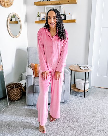 The cutest soften pajama set! Perfect for cozy winter nights and I love the color for Valentine’s Day. 


#LTKstyletip #LTKfindsunder50 #LTKbeauty