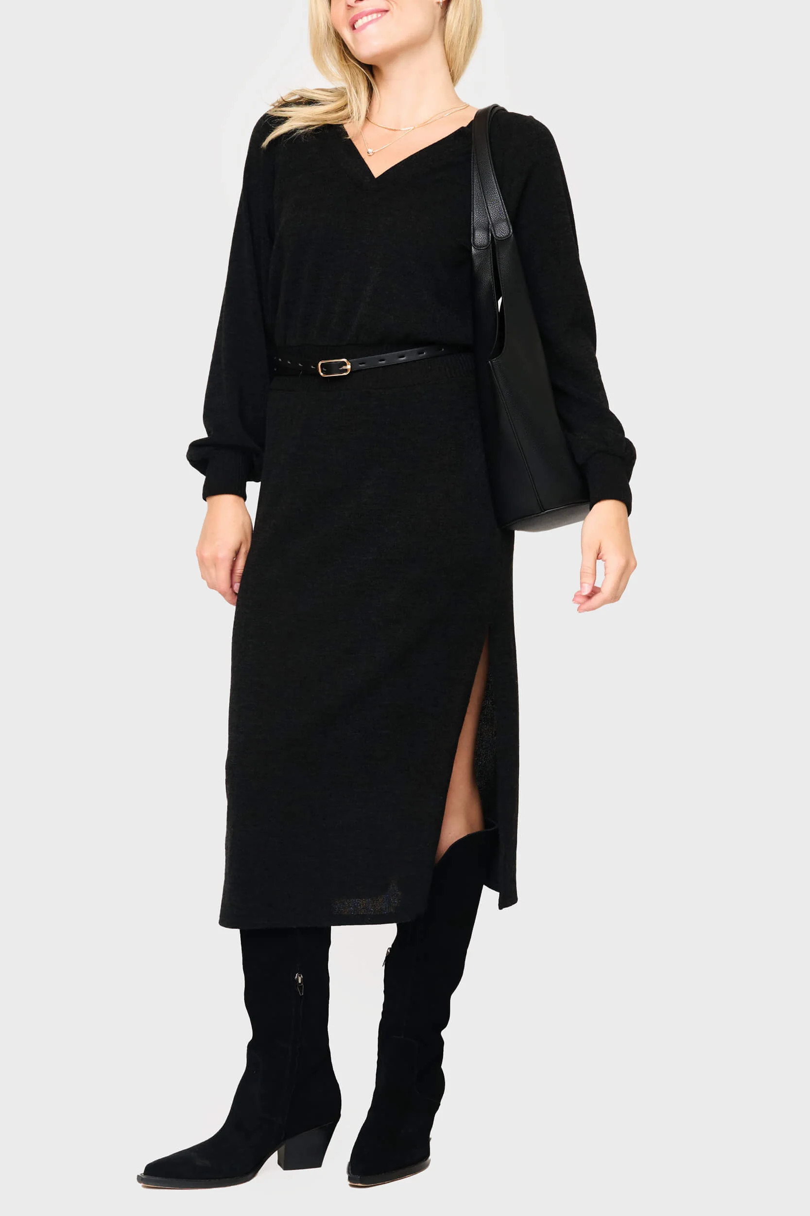 Long Sleeve V-Neck Midi Sweater Dress | Chic Black Knit | Gibson
