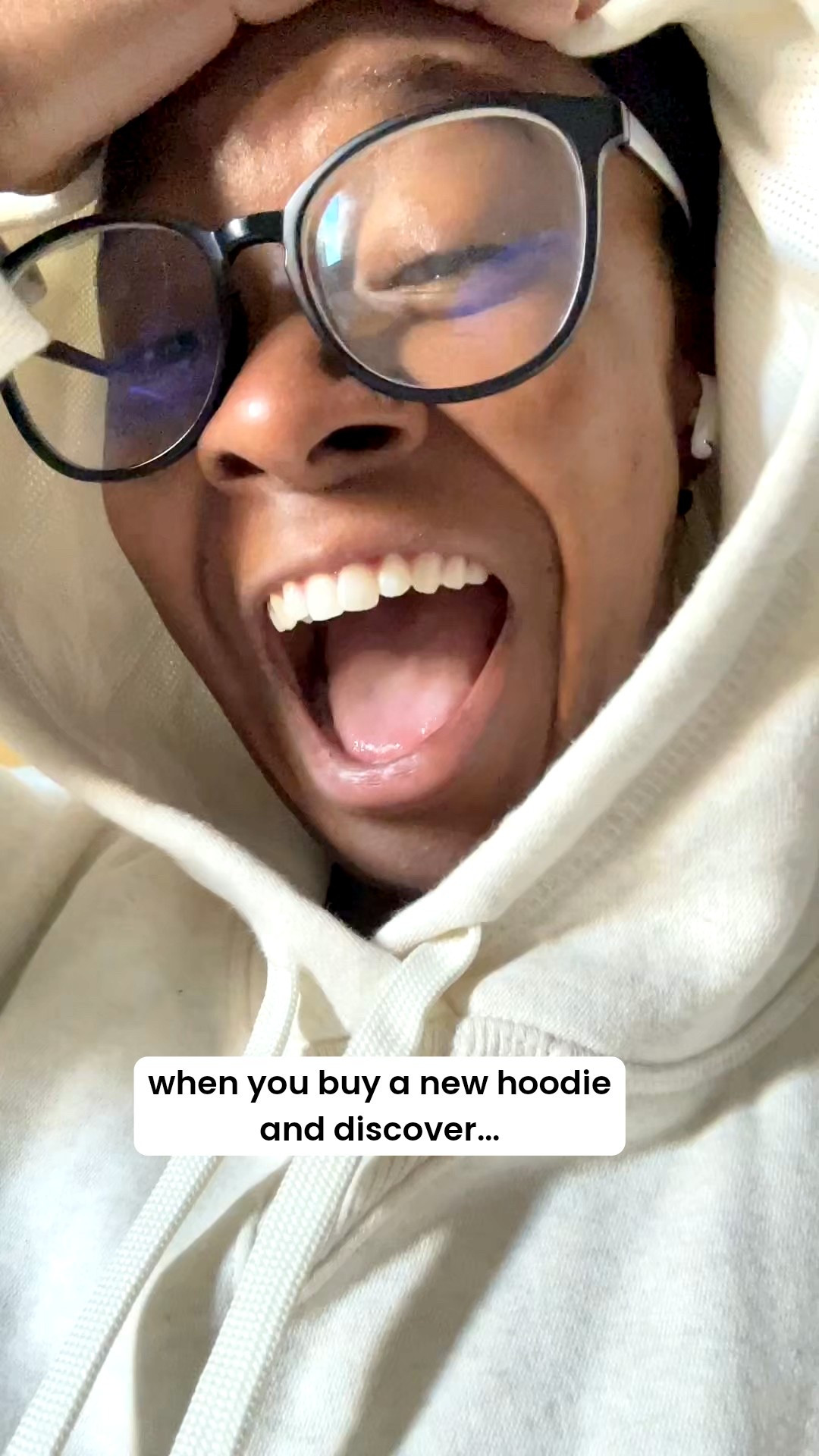 i was pleasantly surprised by this 🌸 i needed a bedtime hoodie to snuggle in and found the perfect match at target 🥰😌 BONUS the pocket zips open/close 🥹 #target #targetonsale

#LTKFindsUnder50 #LTKMens #LTKActive