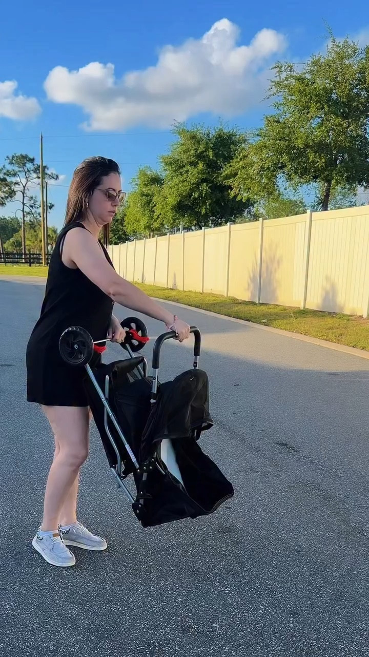 El coche que tu mascota merece… y tú necesitas 😍🐾

Salir a pasear ahora es más fácil, cómodo y seguro 💖
Ligero, fácil de abrir y cerrar, ruedas súper suaves y espacio para TODO 🙌
Perfecto para perritos o gatitos que se cansan rápido o simplemente merecen ir como reyes 👑

Tu cafecito ☕, sus cositas 👜 y tu mascota feliz 🐶✨ TODO en un solo lugar

Comenta “coche” y te envío el enlace 🔗💬
.
#petstroller #dogmomlife #catmomlife #petlovers #amazonpets