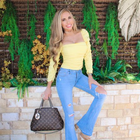 Add a little sunshine to your fall!  🍁💛🍃 This ruched long sleeve yellow top just went on sale at Nordstroms for 30% off!  Links to order it and my entire outfit are up on my blog ! Follow me to learn more.  Link in bio. 

#LTKsalealert #LTKtravel #LTKunder50
