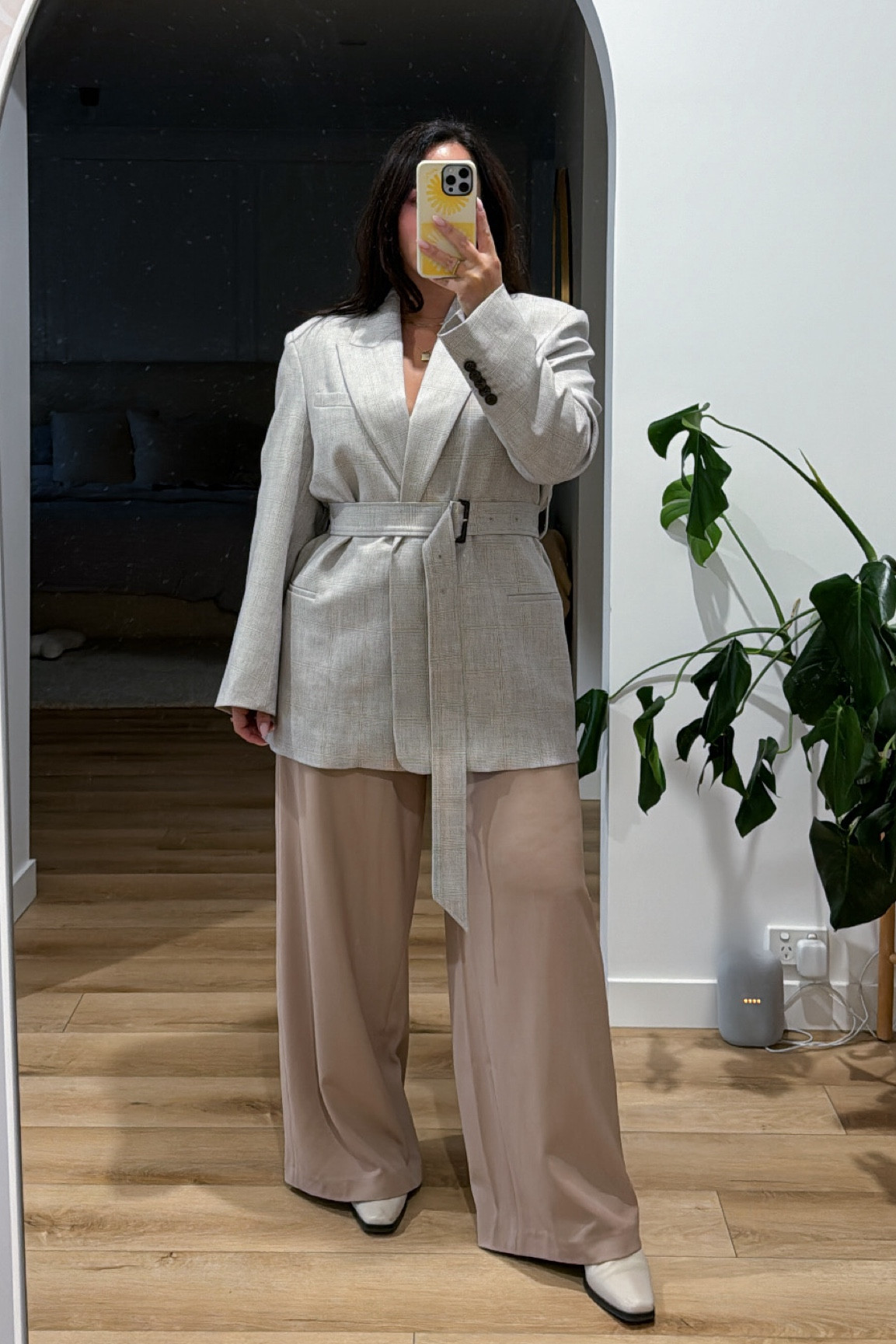 Loved this outfit.. both pieces are sold out but I’ve found you similar pieces to get the same exact look 👌🏼

#LTKstyletip #LTKmidsize #LTKaustralia