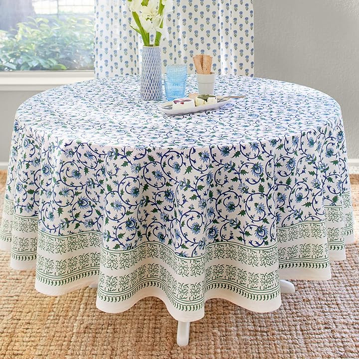 Round Table Cloth  | Amazon (US)