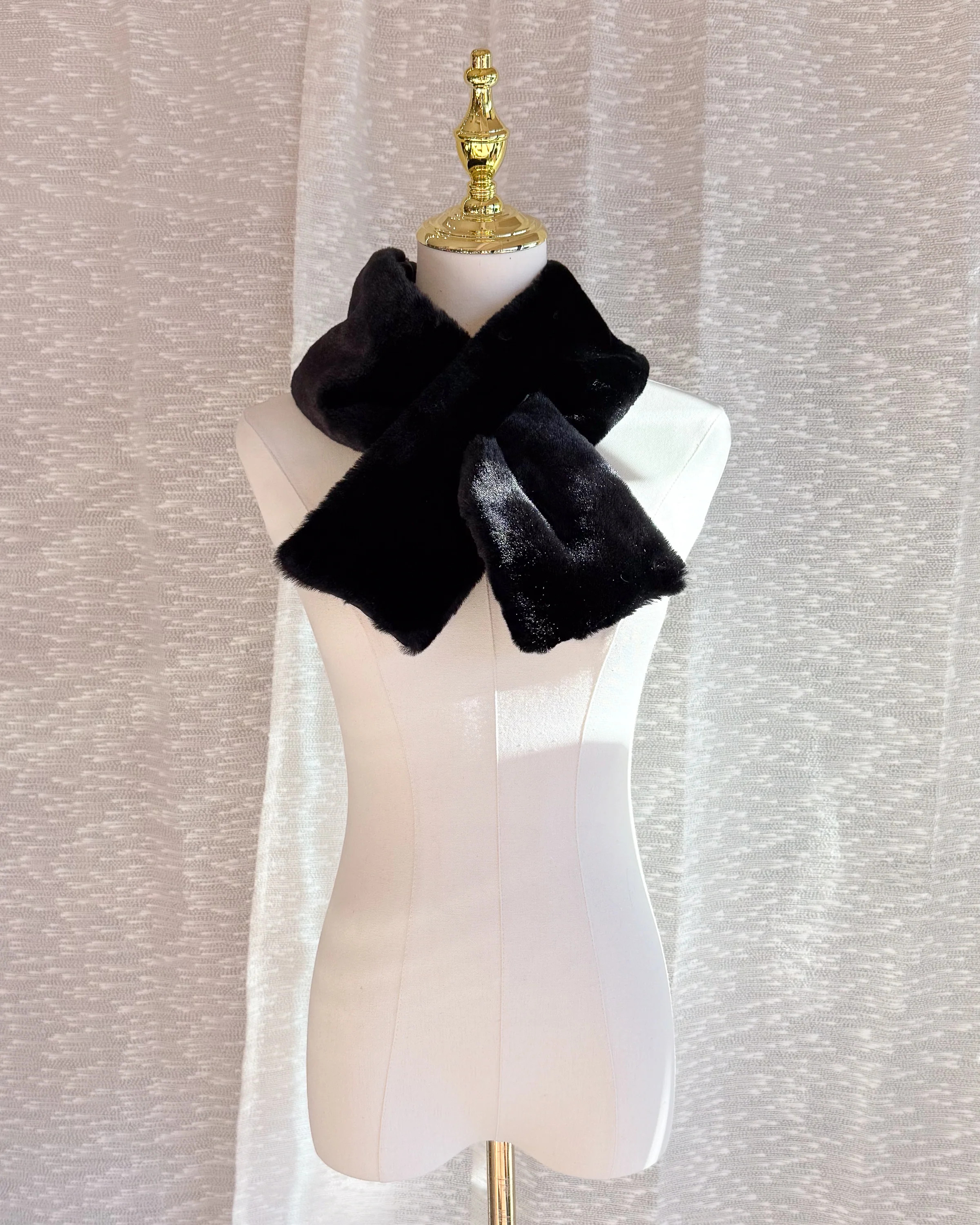 Vintage Faux Fur mini Scarf | Care Tucker