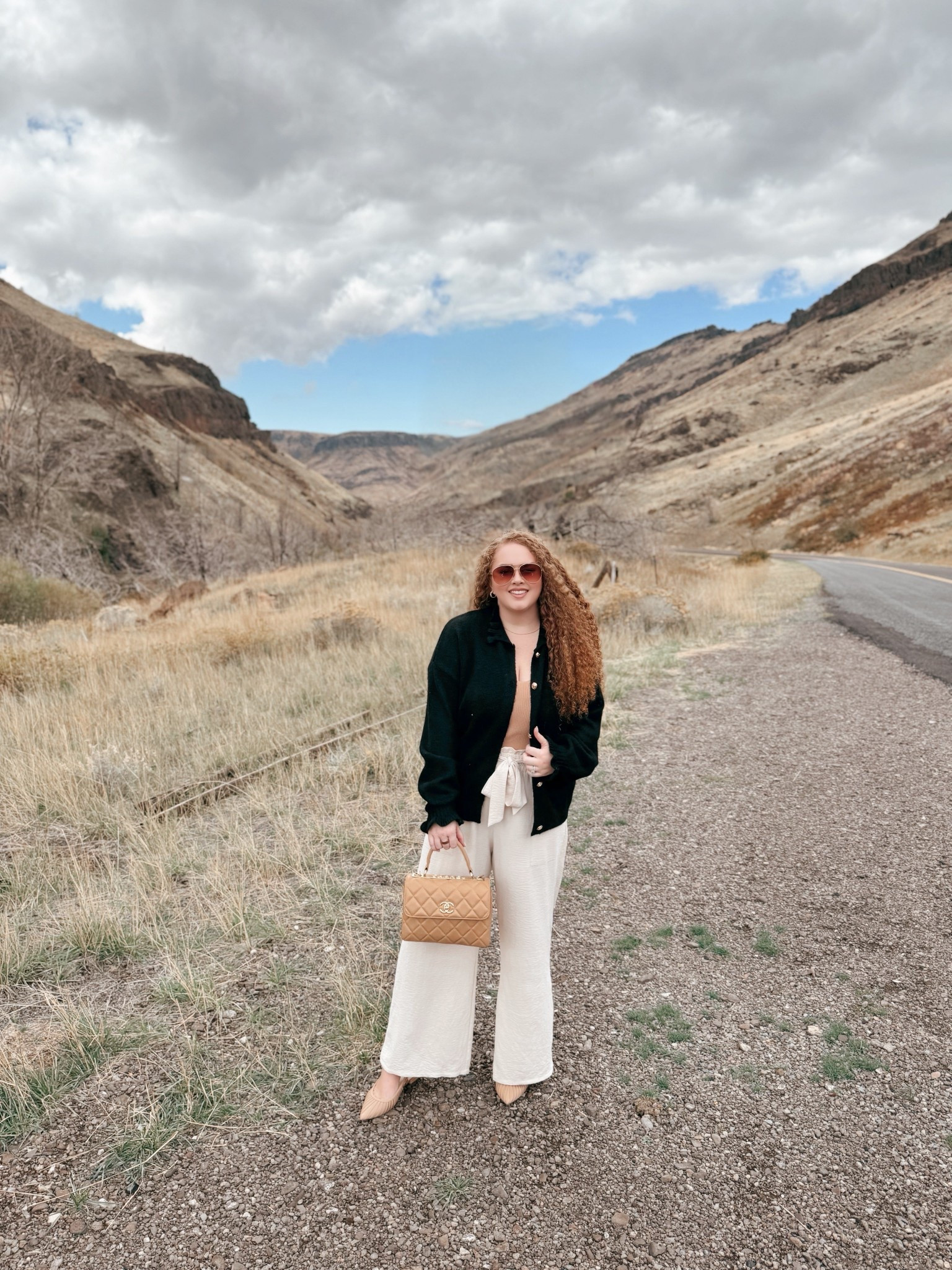 ✨ Black + gold never goes out of style ✨ this cardigan is giving effortless elegance and major old money vibes 👏Perfect for layering into all your fall outfits 🍂🖤 office outfit | office style | office look | amazon office outfit | amazon office style | amazon office must haves | work wear | amazon work wear | work wear style | amazon work wear style | cardigan | amazon black cardigan | amazon tank top | amazon neutral tank top | dress pants | work pants | cream pants | cream dress pants | Amazon dress pants | Amazon work pants | mules | amazon mules | sling back mules | amazon finds | amazon fashion | amazon outfit | amazon look | fall office look | fall work wear look | fall 2025

#LTKMidsize #LTKSaleAlert #LTKStyleTip