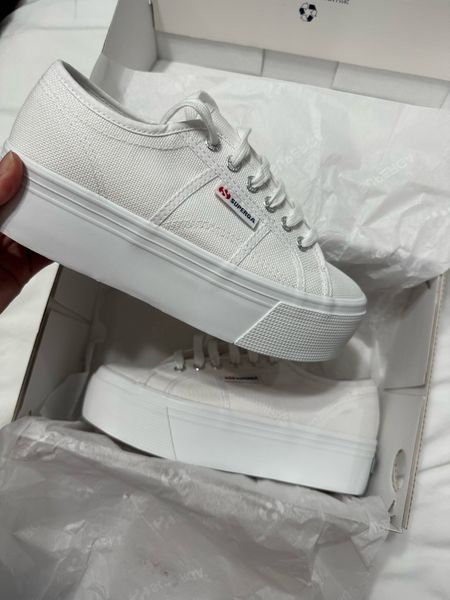 White platform sneakers 
White shoes 
Shopbop
Fall shoes 
Perfect white shoes 
