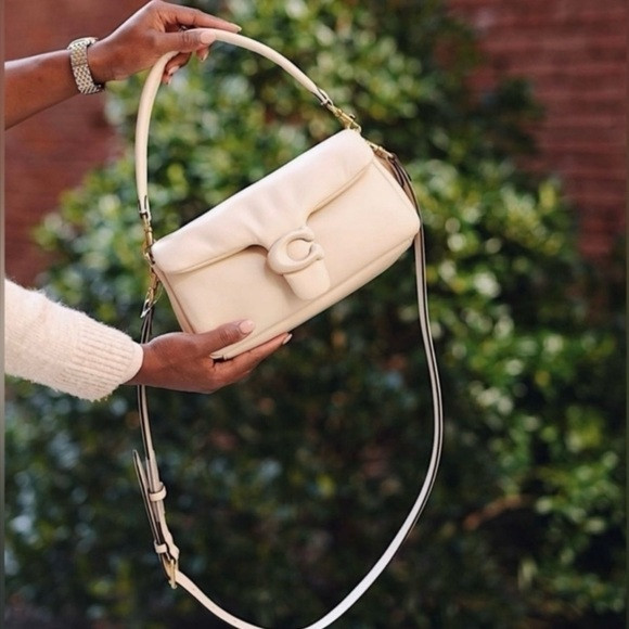 Coach Tabby 26 Puffer Pillow Bag Beige
NEW | Poshmark