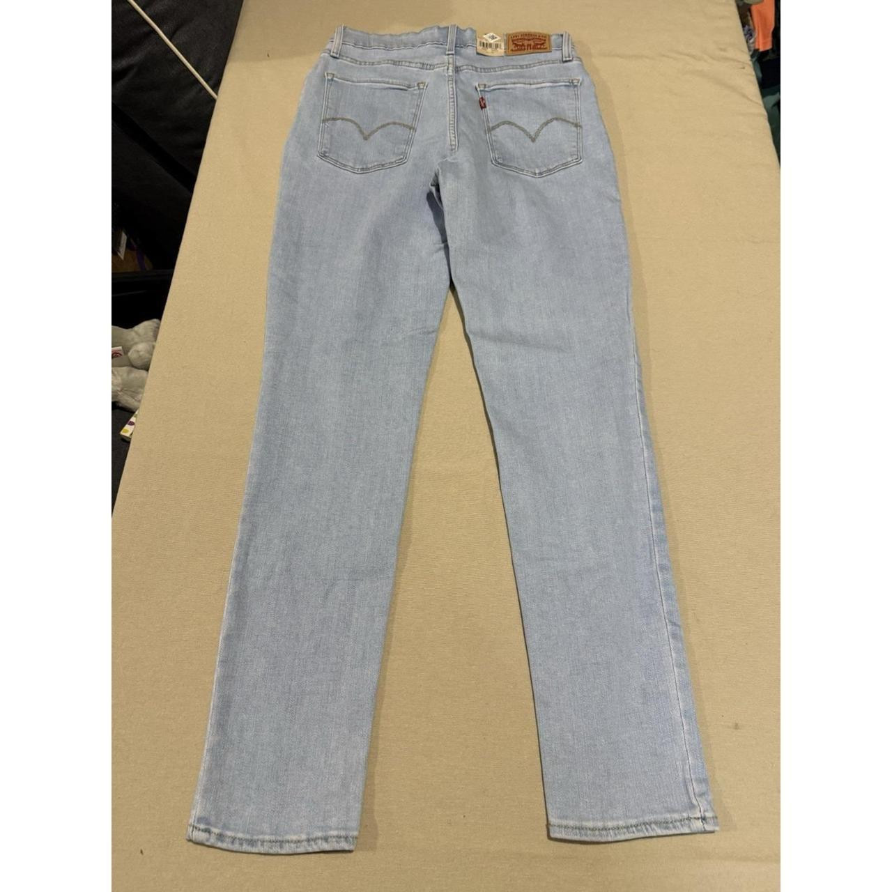 Levi's Women's Jeans - Blue - 29 | Depop US
