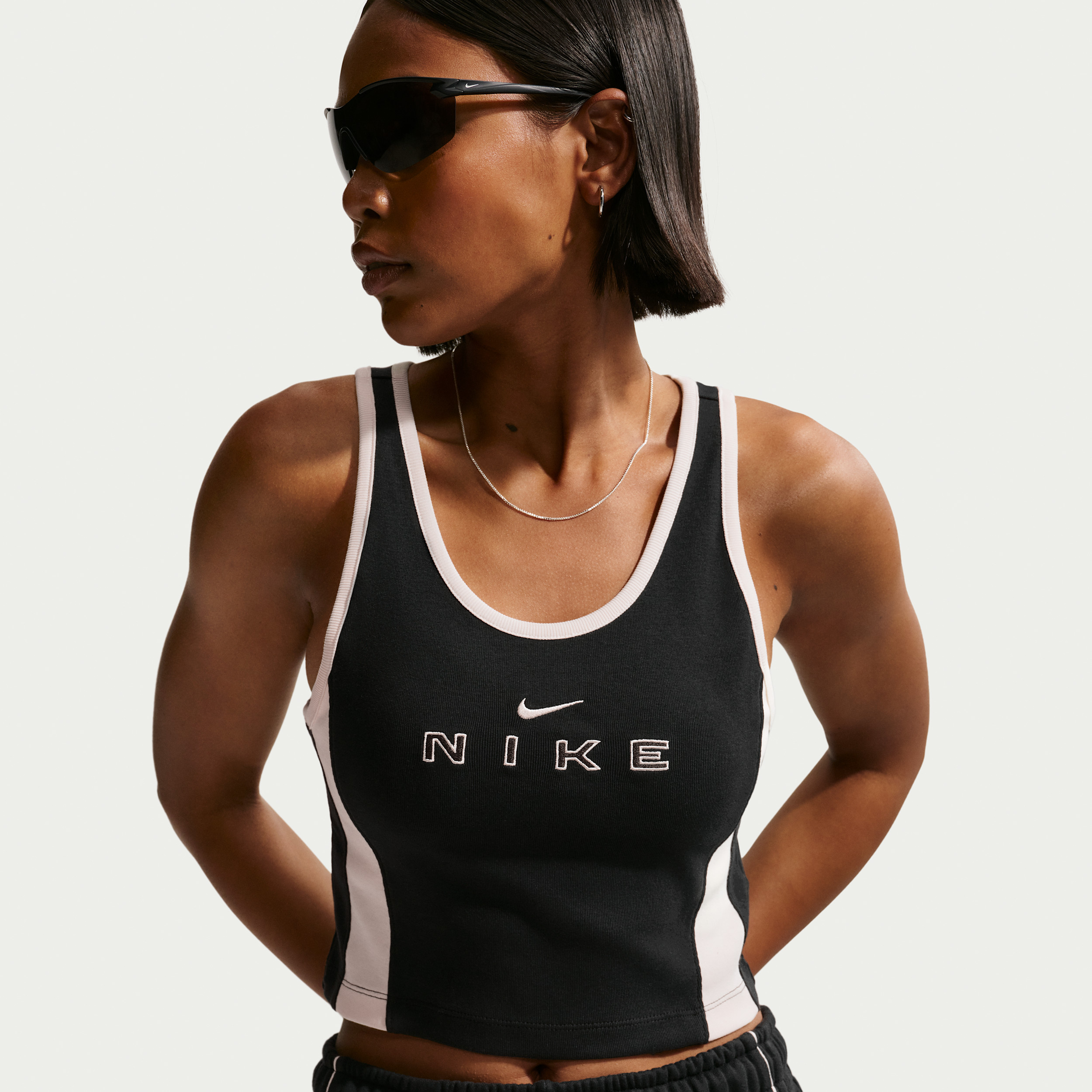 Women's Nike Sportswear Tight Graphic Tank Top in Black | IF0552-010 | Nike (US)