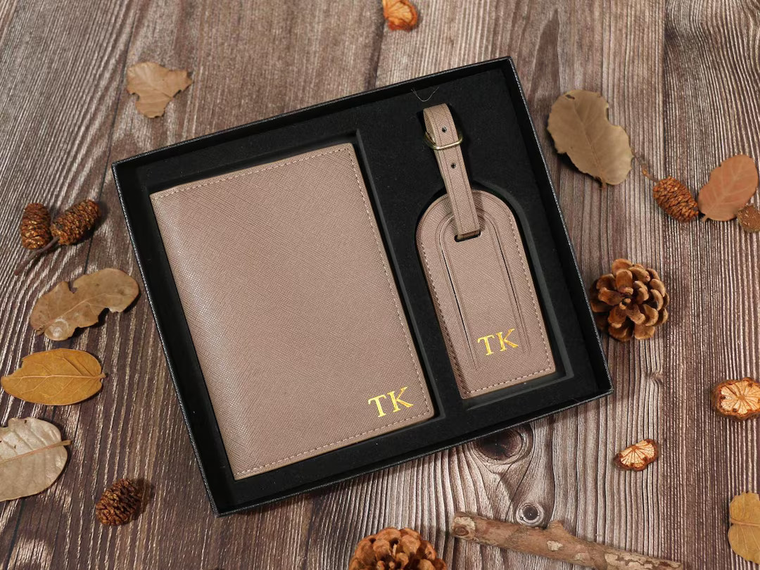 Personalized Leather Passport Holder & Luggage Tag Set: Travel Gift - Etsy | Etsy (US)