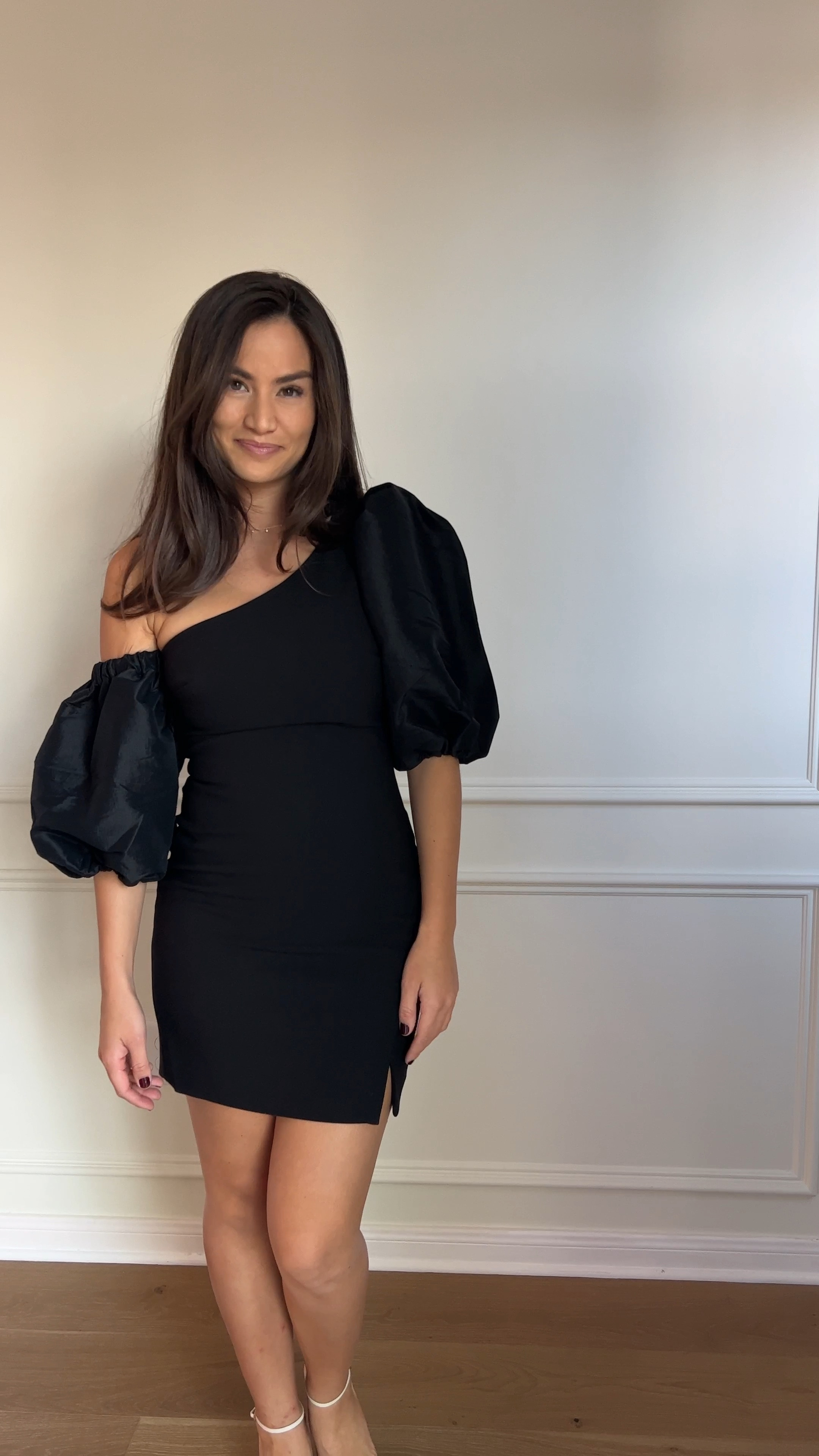 Such a fun dress for upcoming holiday parties or special events! 

#LTKHoliday #LTKSeasonal #LTKstyletip