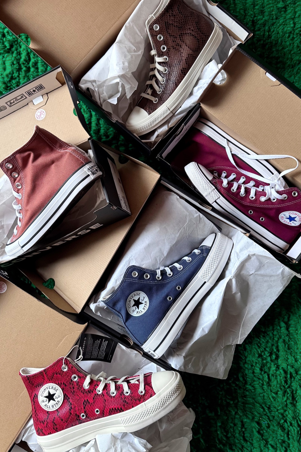 Obsessed. The best converse haul ⭐️


#LTKGiftGuide #LTKShoeCrush #LTKSaleAlert