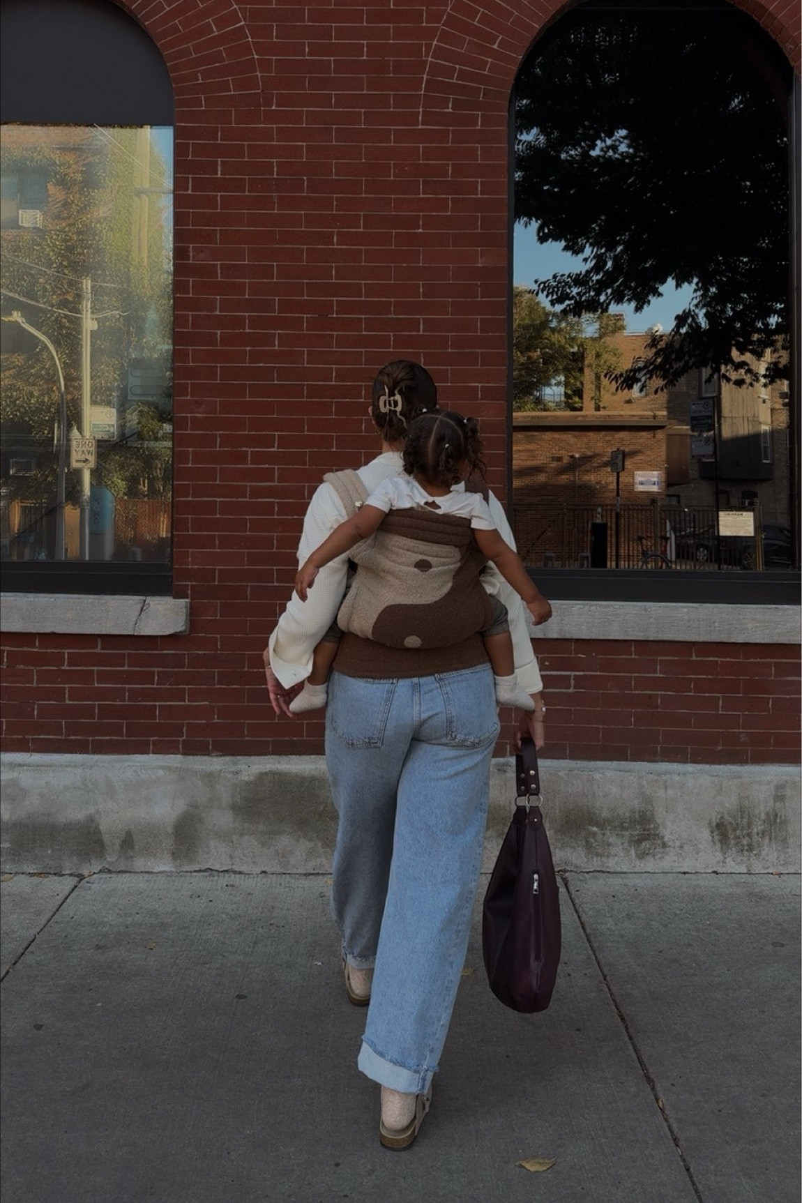 we are back with another baby wearing ootd thanks to miss Willow having some separation anxiety lately 🤎🍂👶🏽🐻

I love that Willow loves to be worn & truly cherish this time because I know it won’t be for much longer. I will say though, styling outfits for fall is much harder when back wearing whereas last fall I was only front wearing & it was so easy! 

#momfashion #momstyle #stylingtips #easyoutfitideas #ootdinspiration #citymom #outfitoftheday #toddlermom #midsizemom #babywearingmama #babycarrier #falloutfitideas #neutraloutfits #toddlerwearing #artipoppe #amazonfashion #amazonfashionfinds #fallfashion