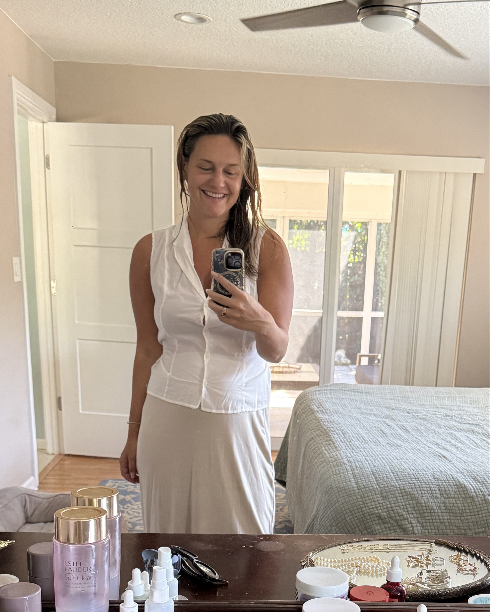 Comfy & chic post partum basics. I went one size up for comfort and stretch. 

#LTKmomlife #LTKdayinmylife #LTKootd